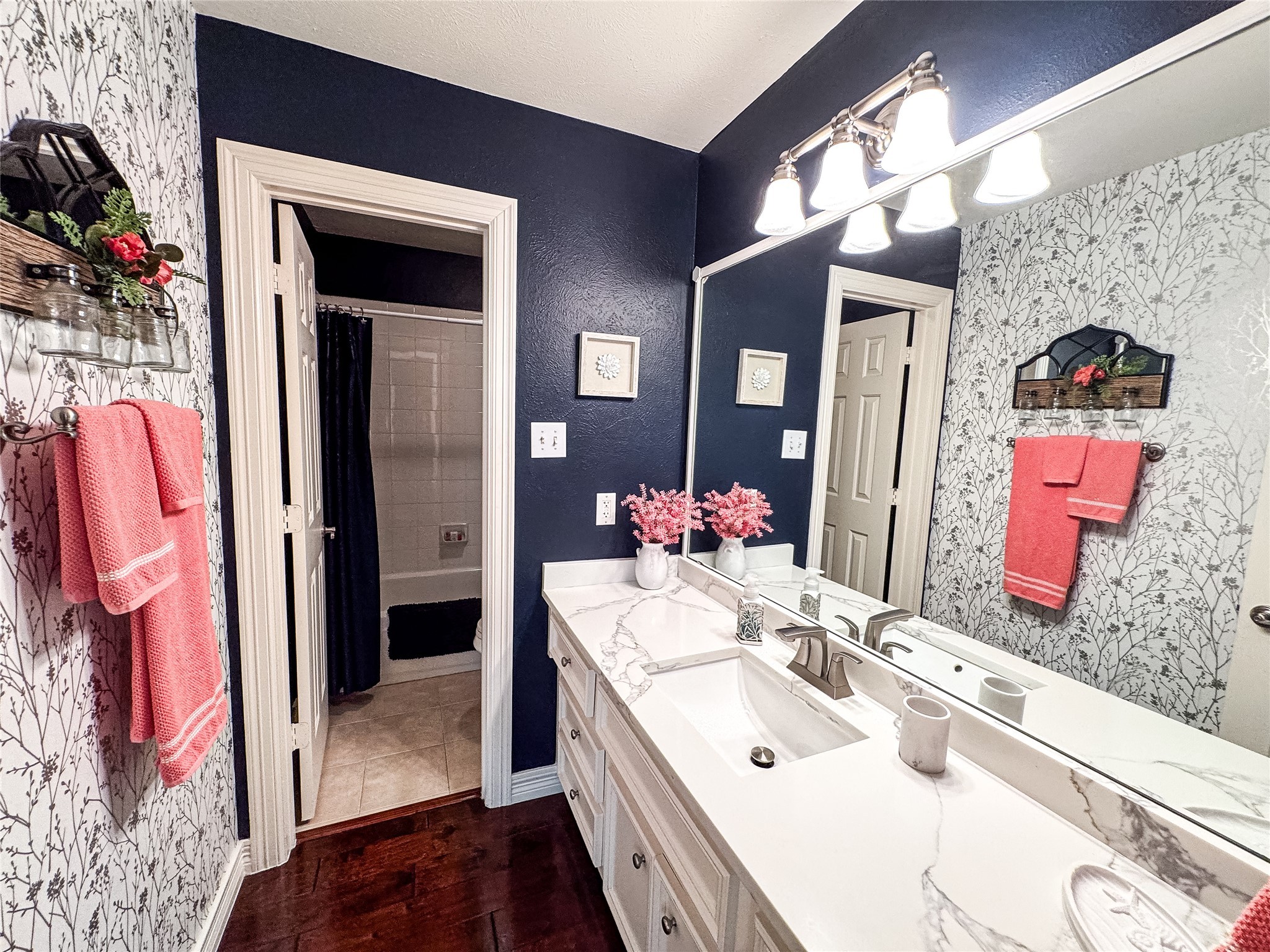 5055 Sunscape Lane S