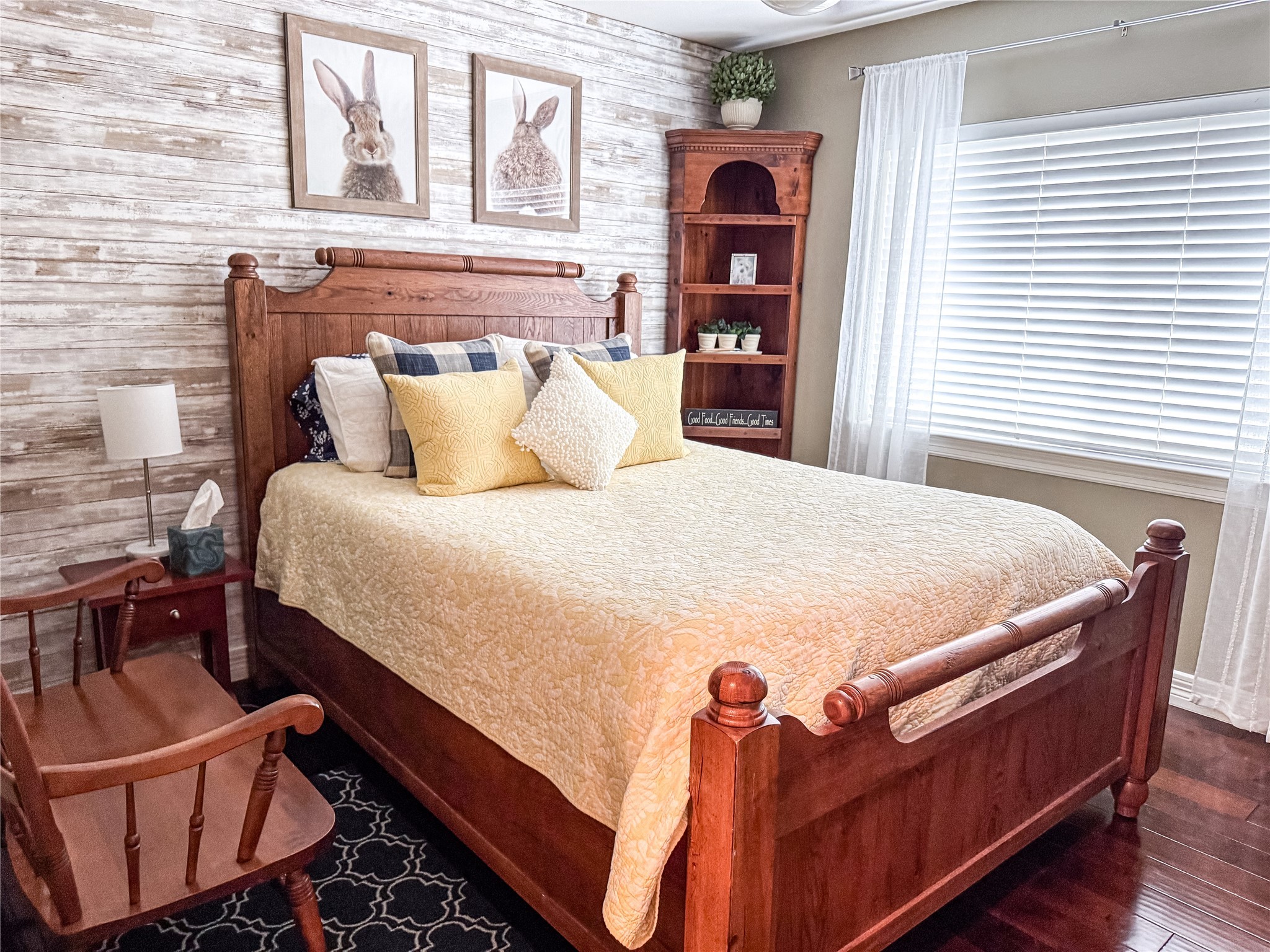 5055 Sunscape Lane S