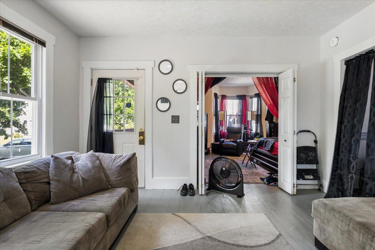 11 Washington Avenue