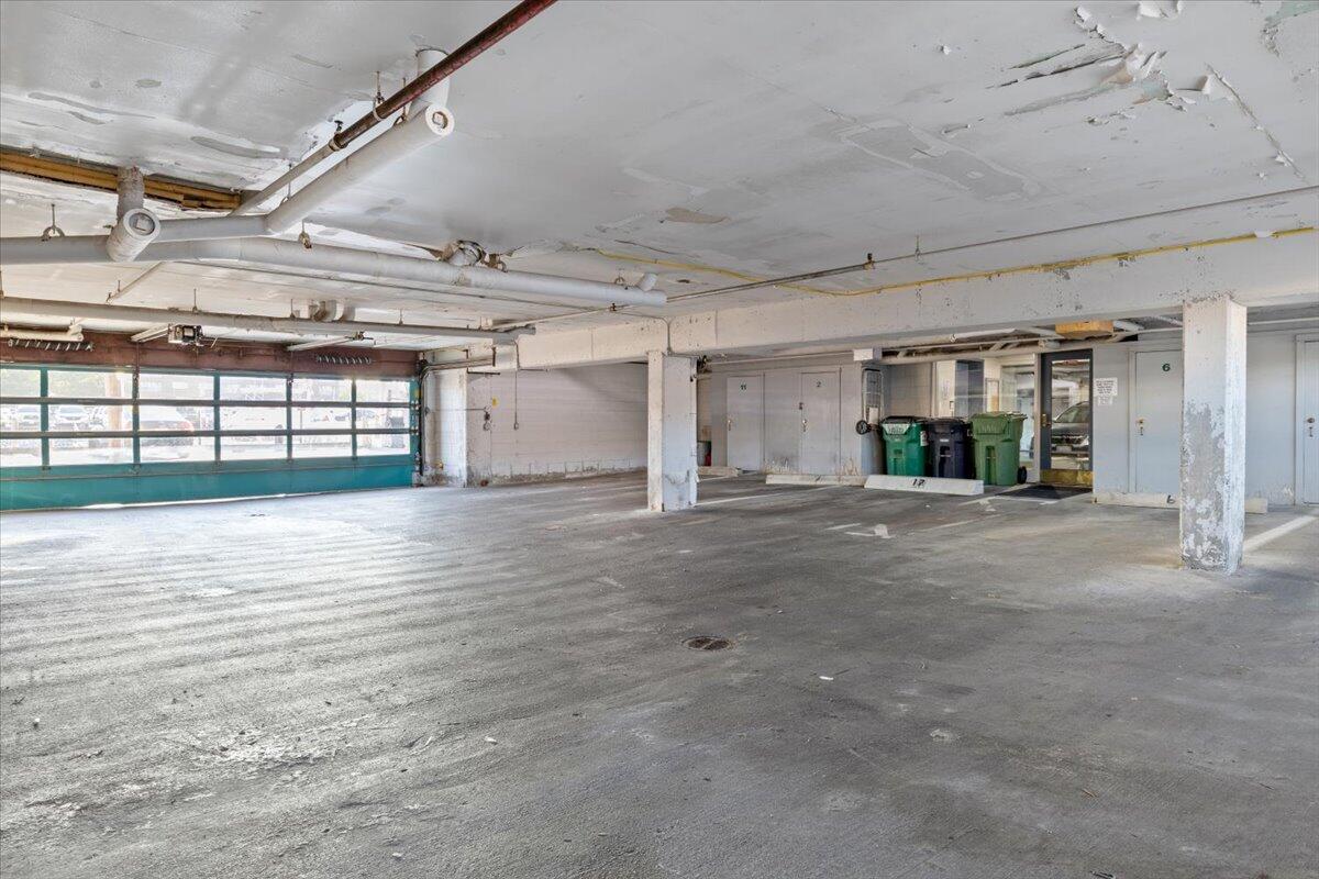 40 Portland Pier Unit: 12