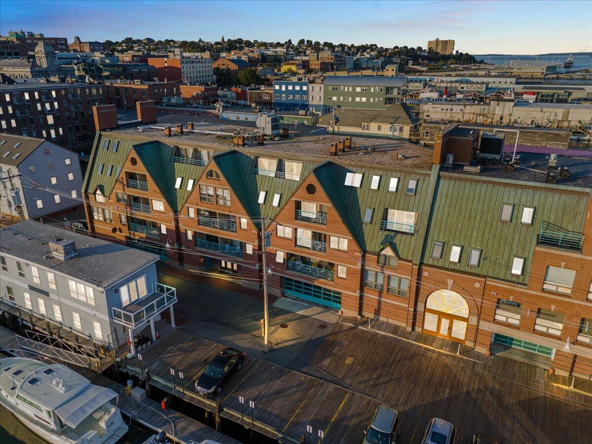 40 Portland Pier Unit: 12