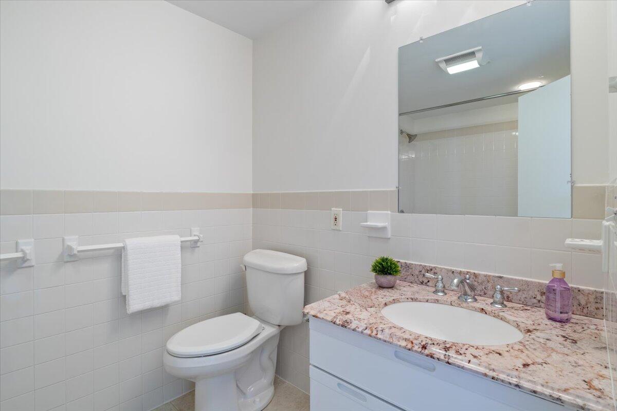 40 Portland Pier Unit: 12