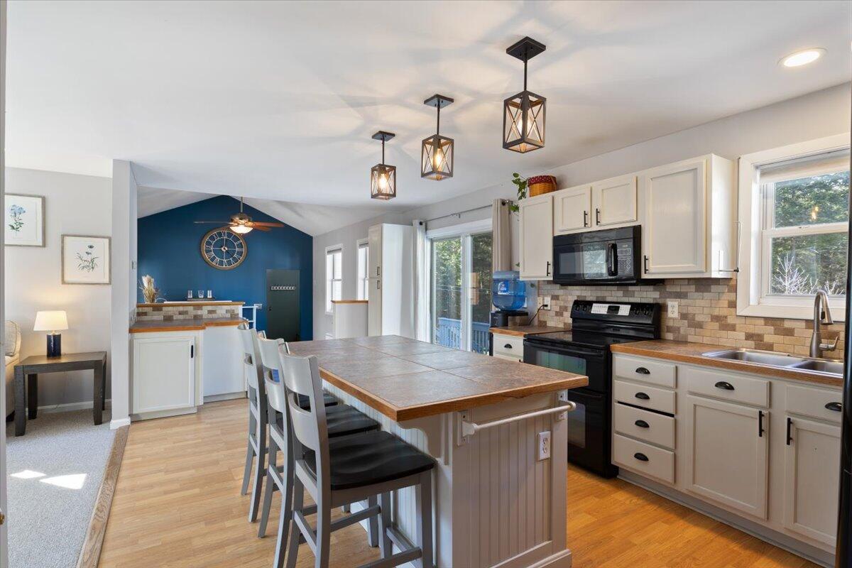 86 Back Cove Drive