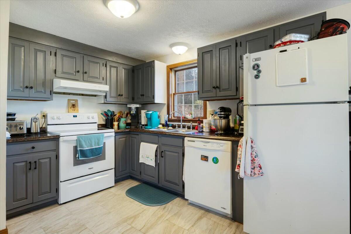 673 Main Street