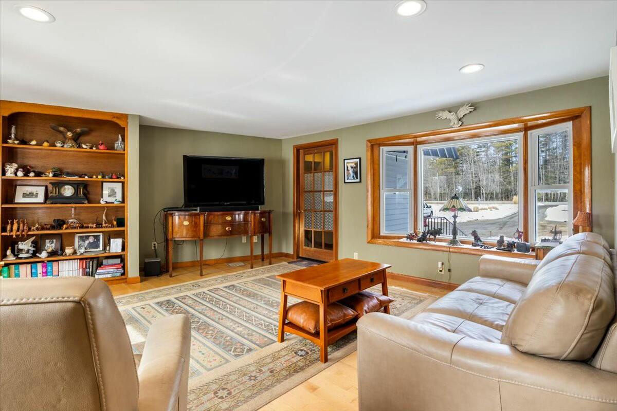 537 River Road