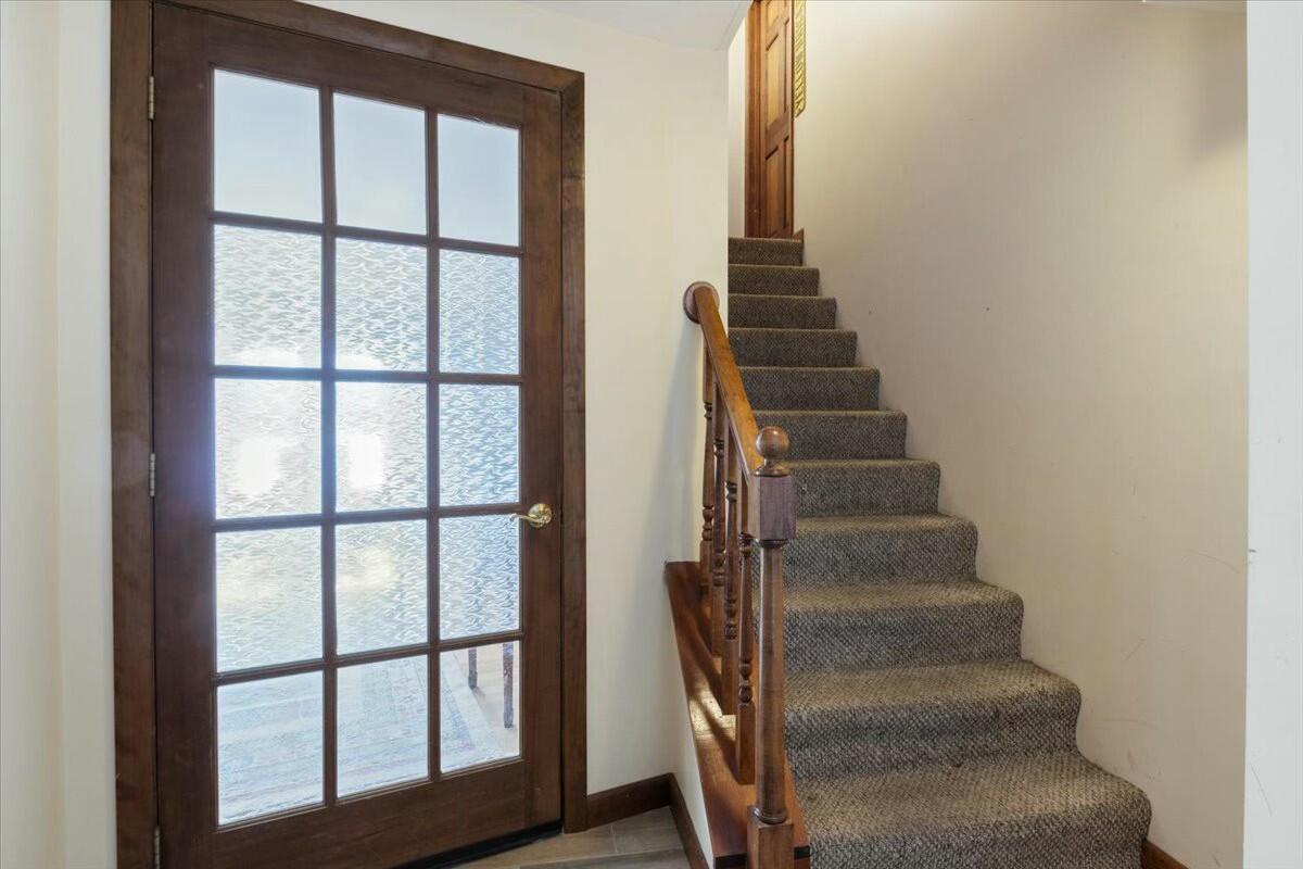537 River Road