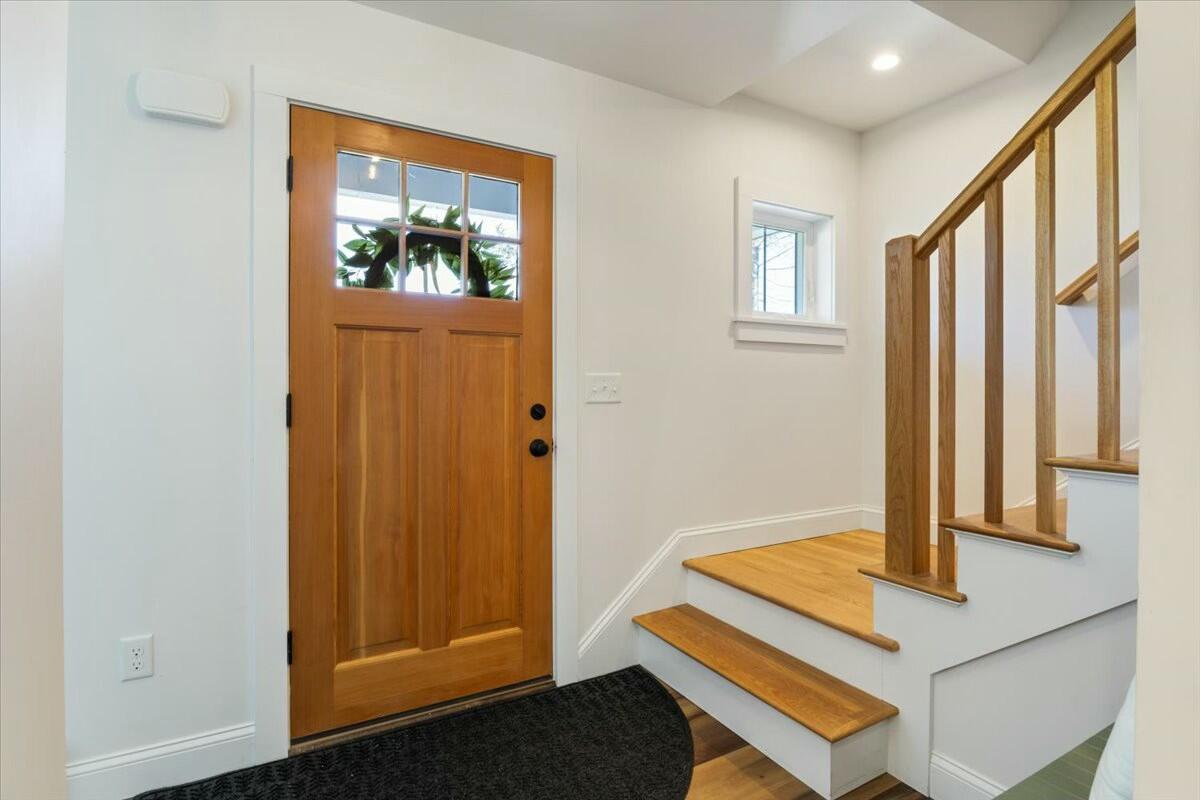 28 Hayfield Lane