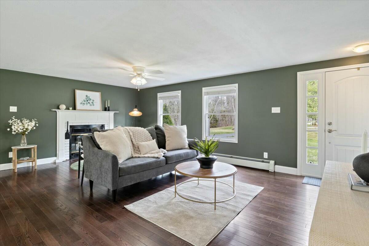 13 Hampton Circle