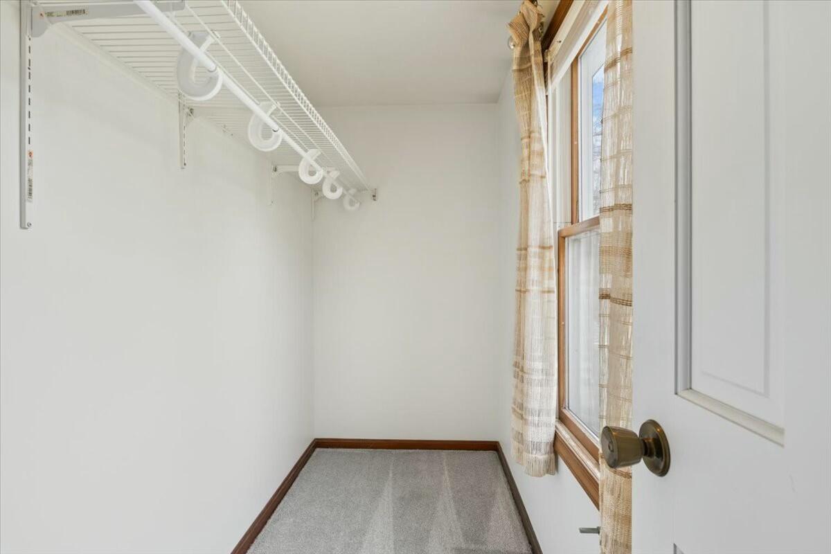 13 Hampton Circle