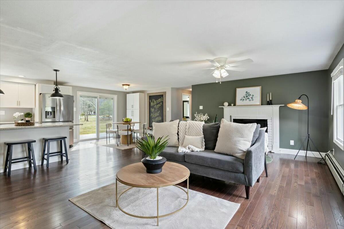13 Hampton Circle