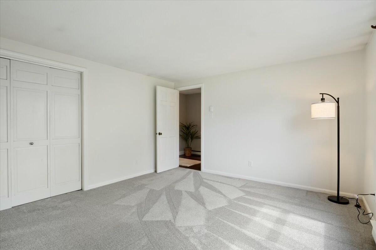 13 Hampton Circle