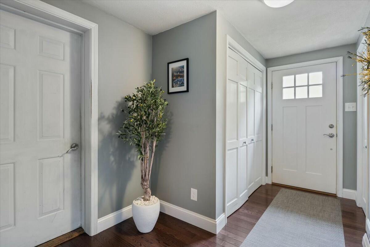 13 Hampton Circle