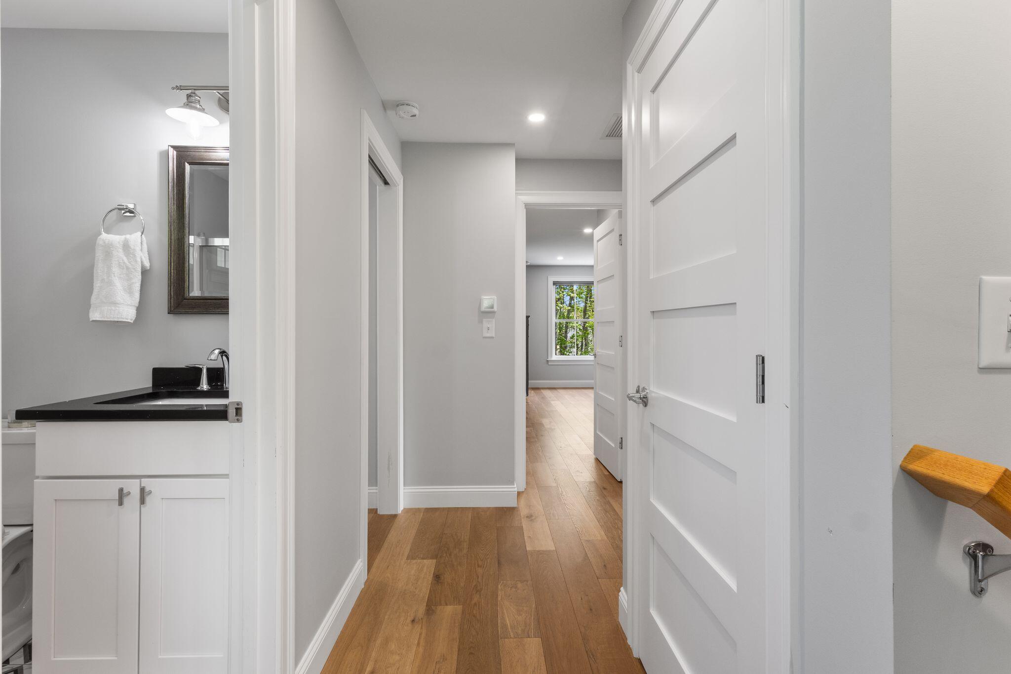 284 Bradley Street 8