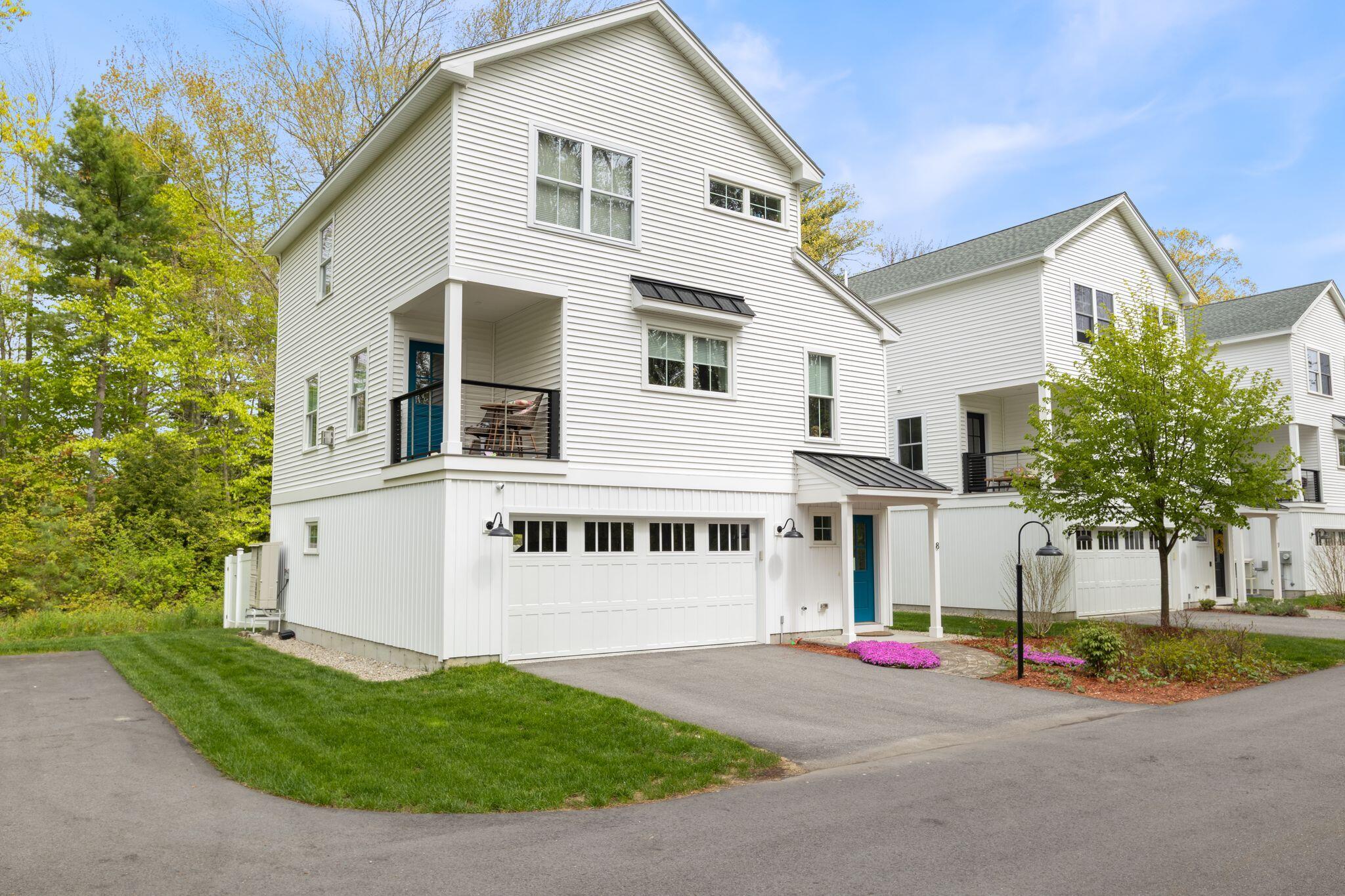 284 Bradley Street 8