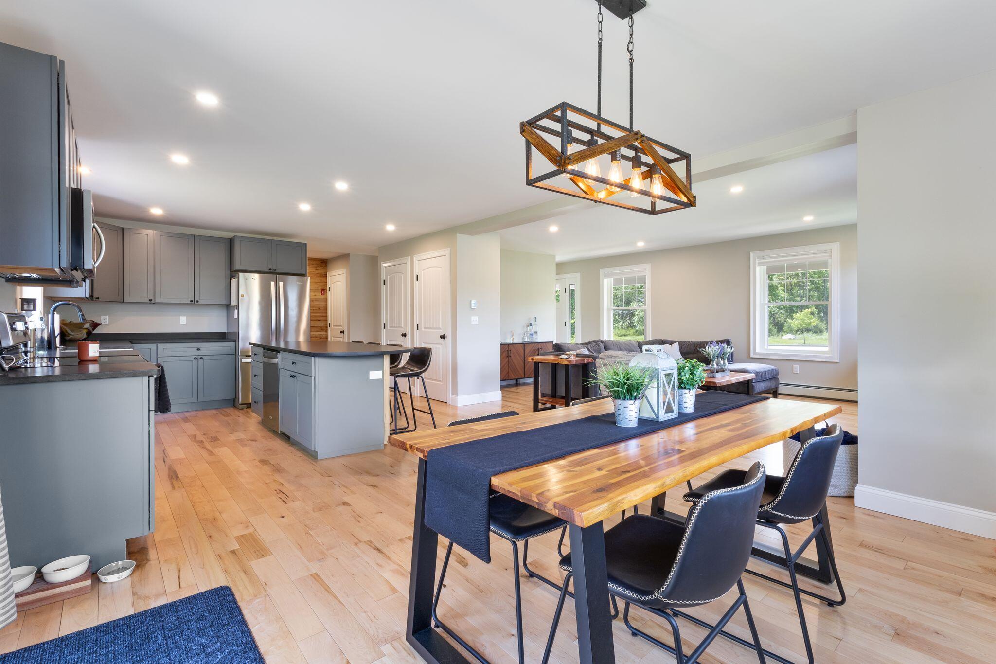 3 Hayfield Lane