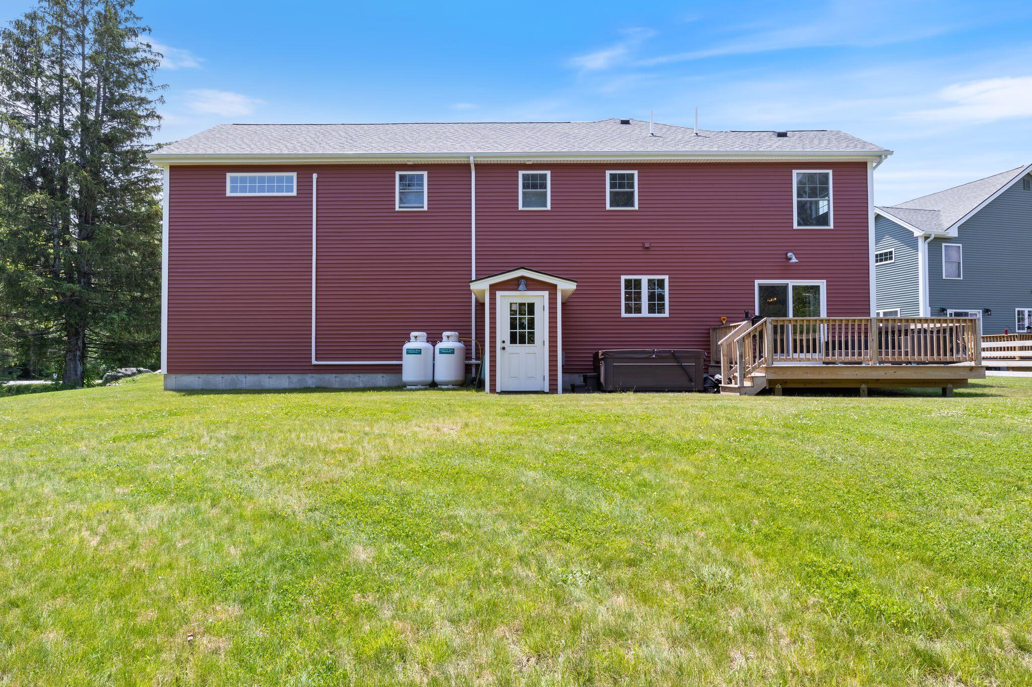 3 Hayfield Lane