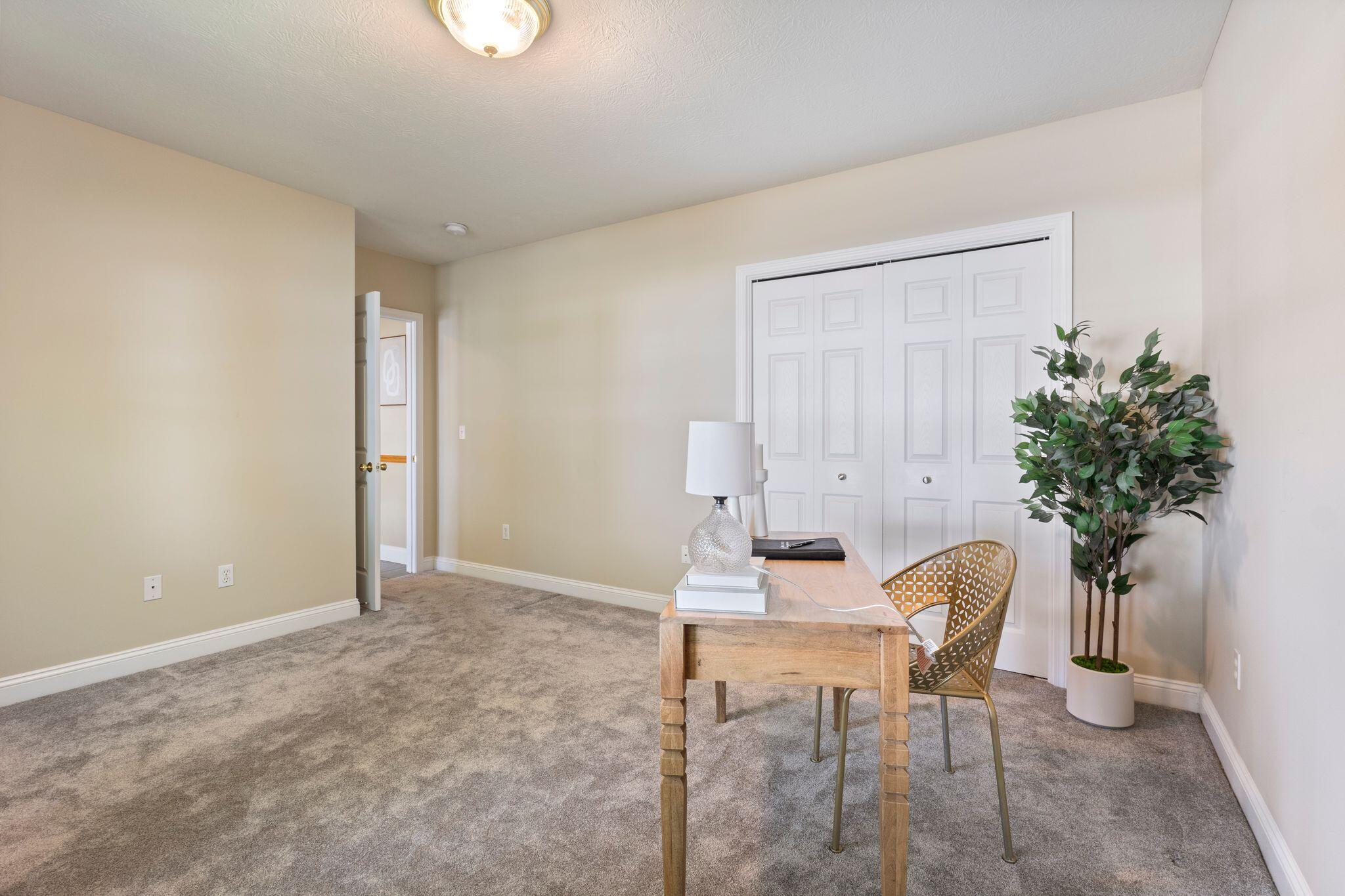 8 Kavanaugh Road 8