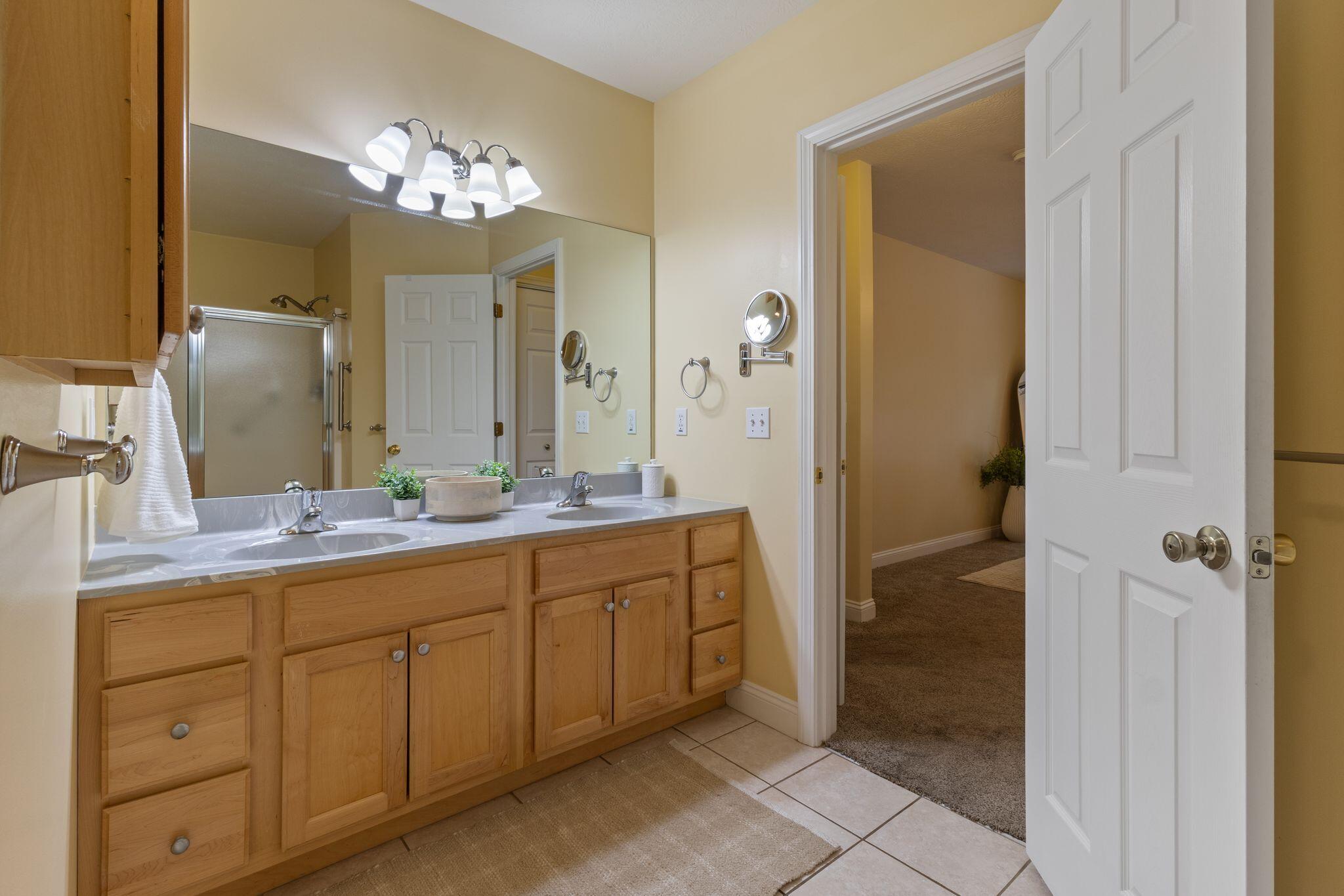 8 Kavanaugh Road 8