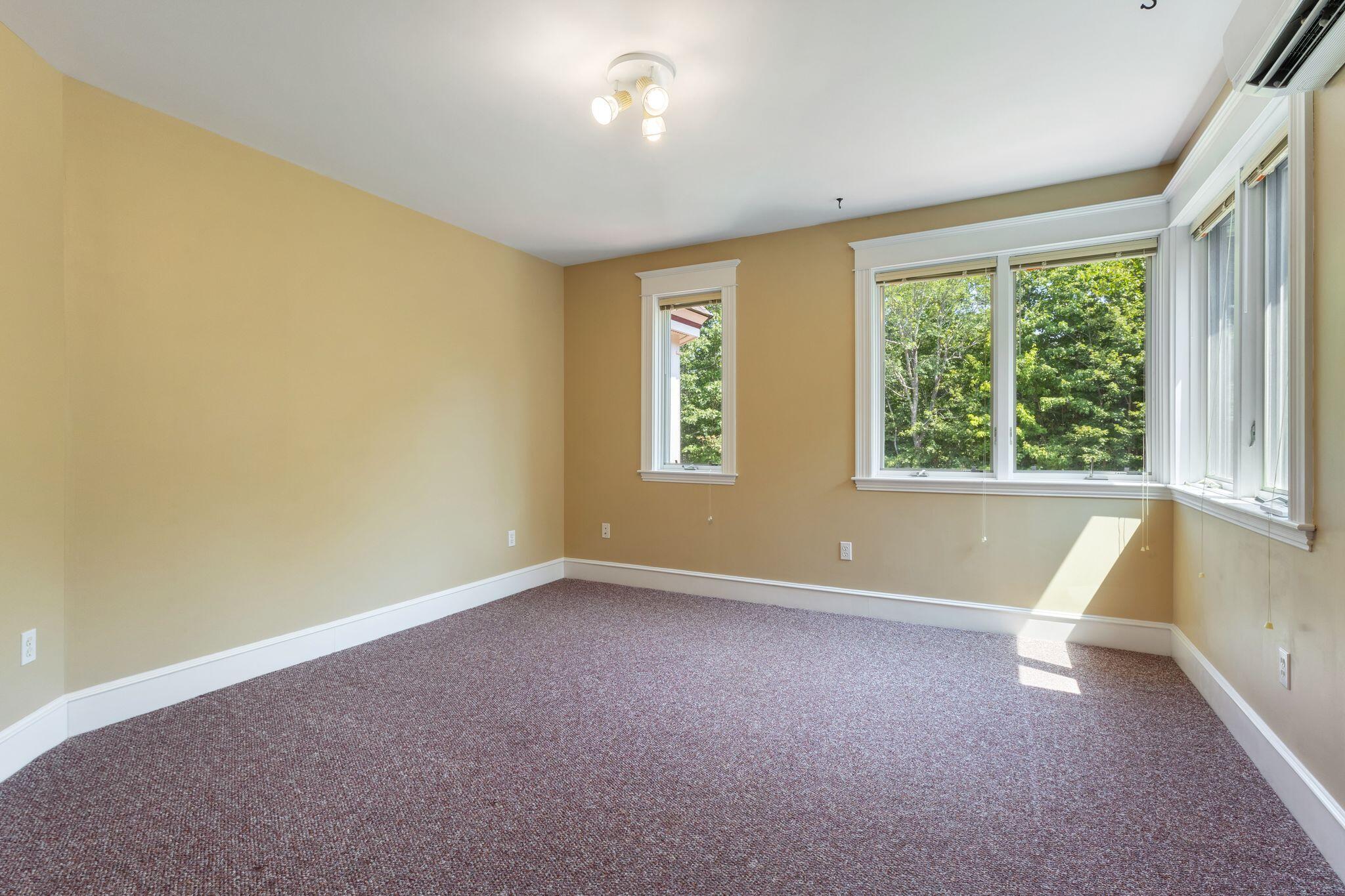 87 Targett Road
