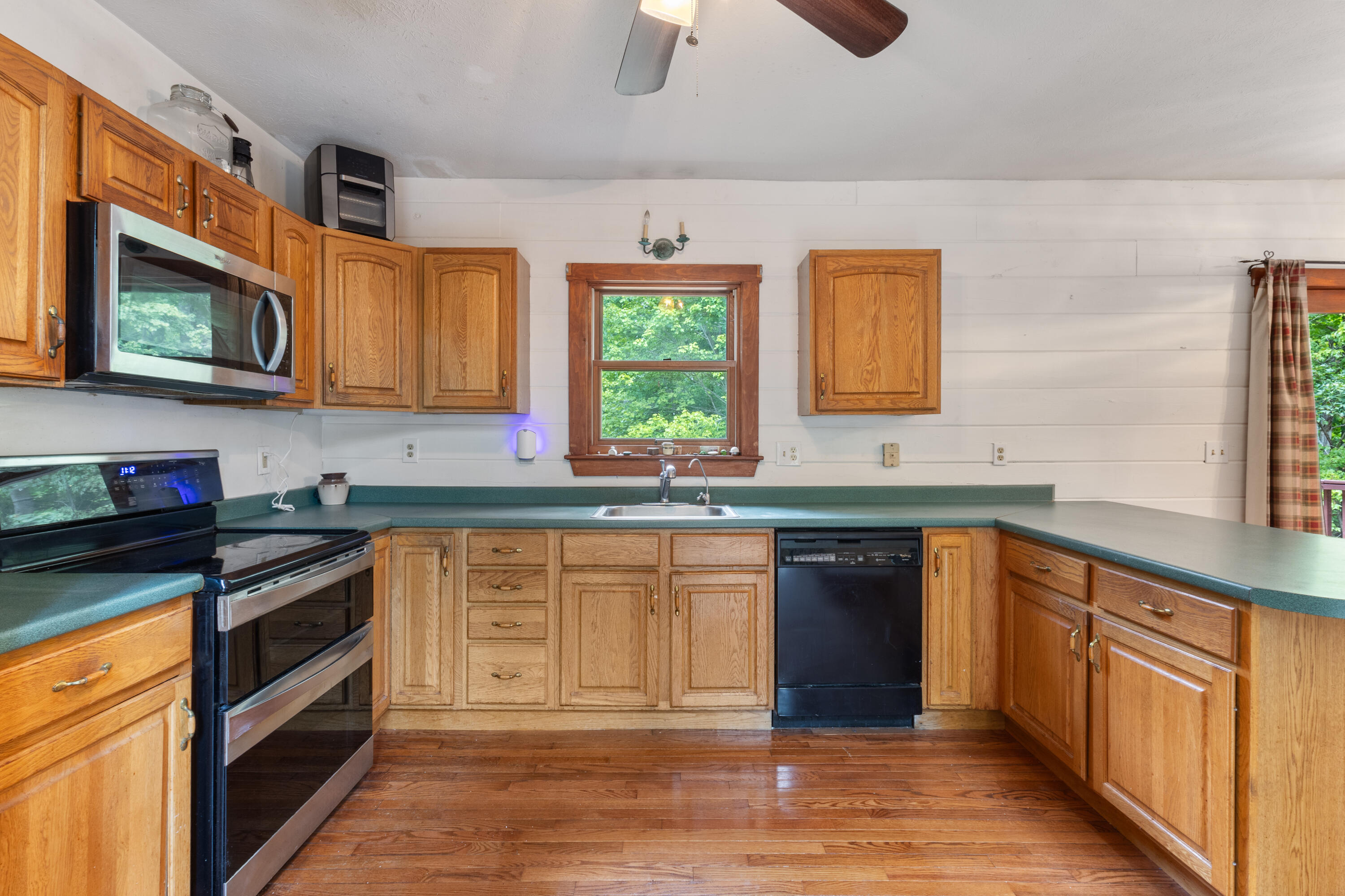 385 Beech Plains Road