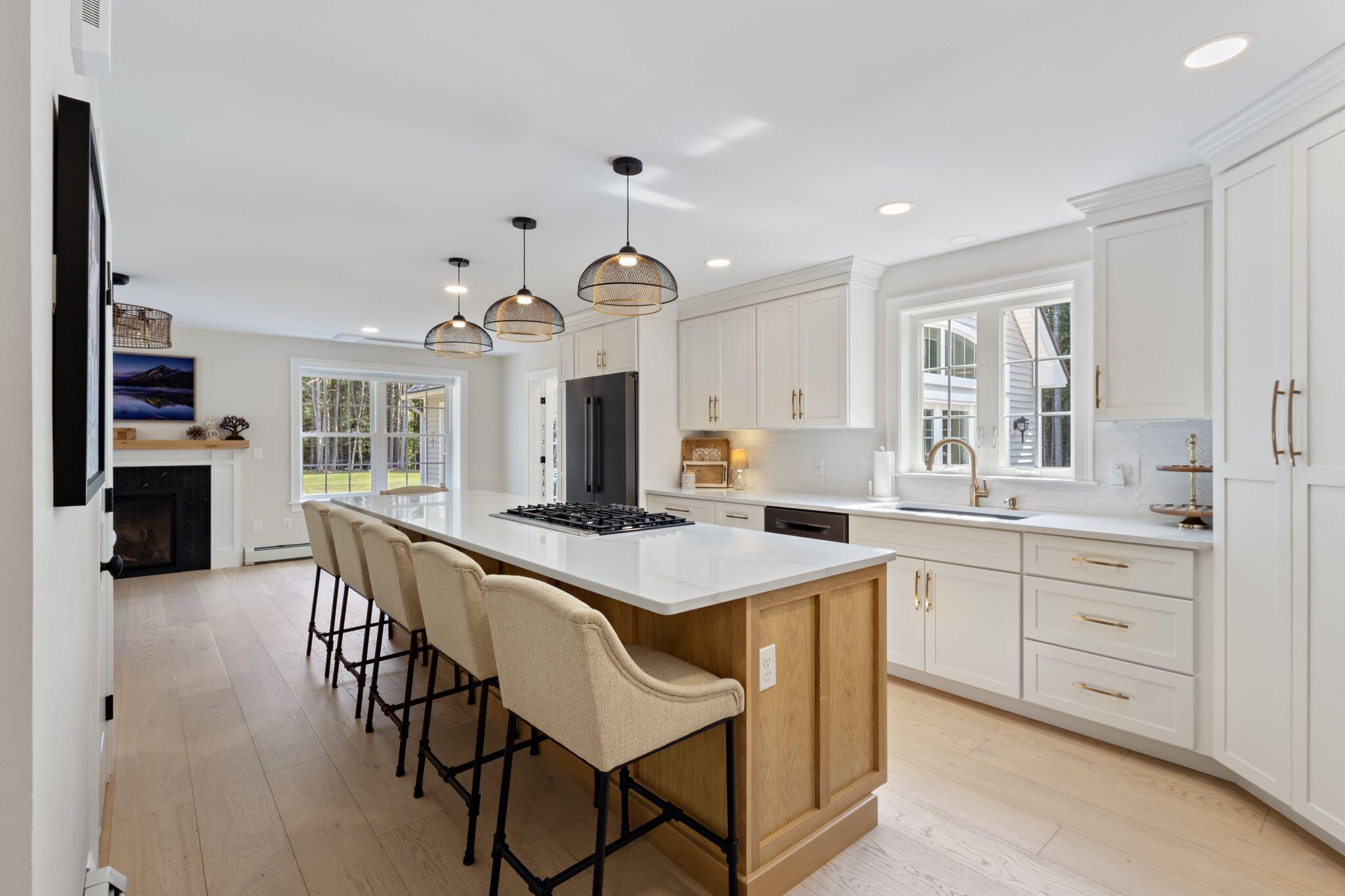 15 Silver Brook Circle