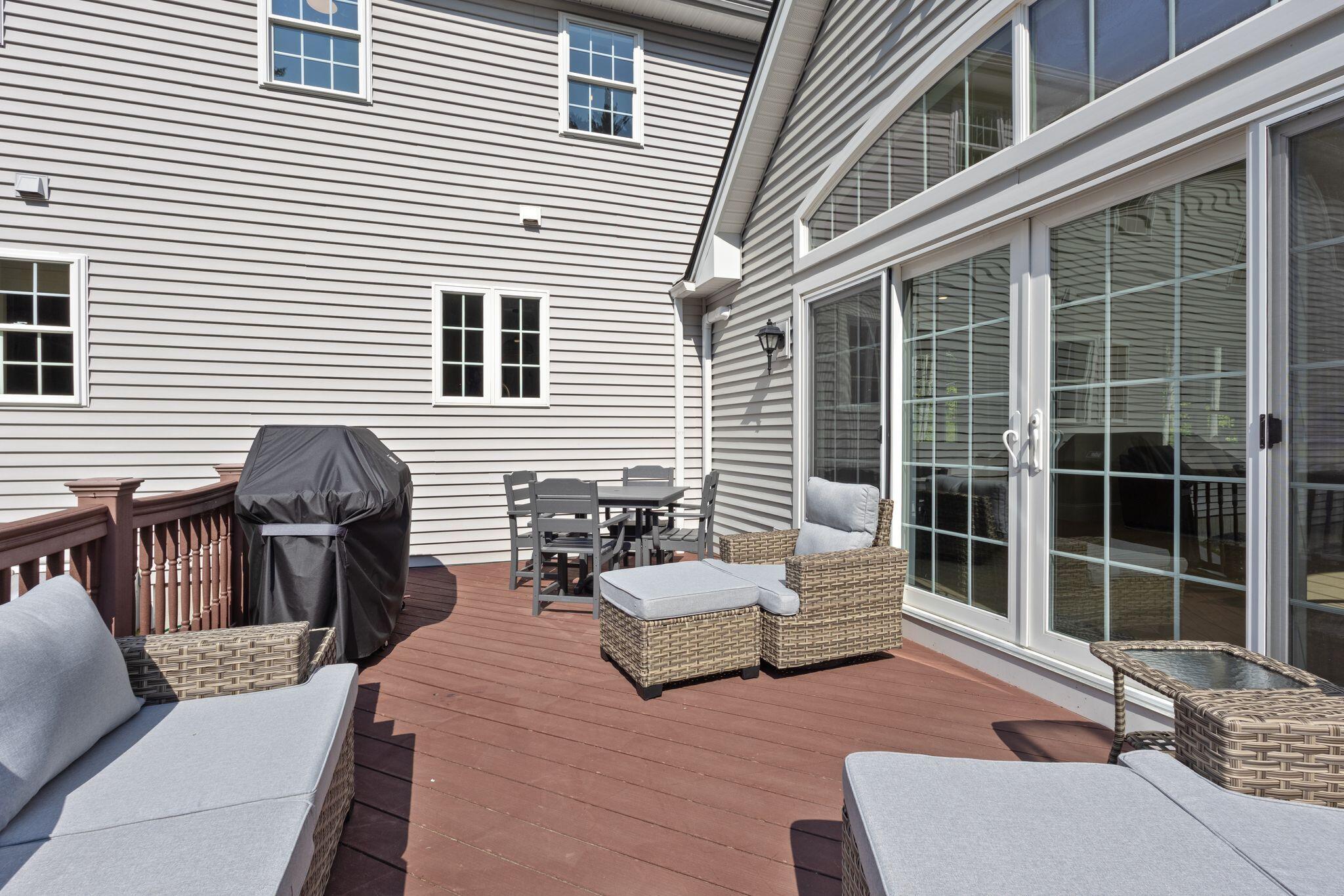 15 Silver Brook Circle