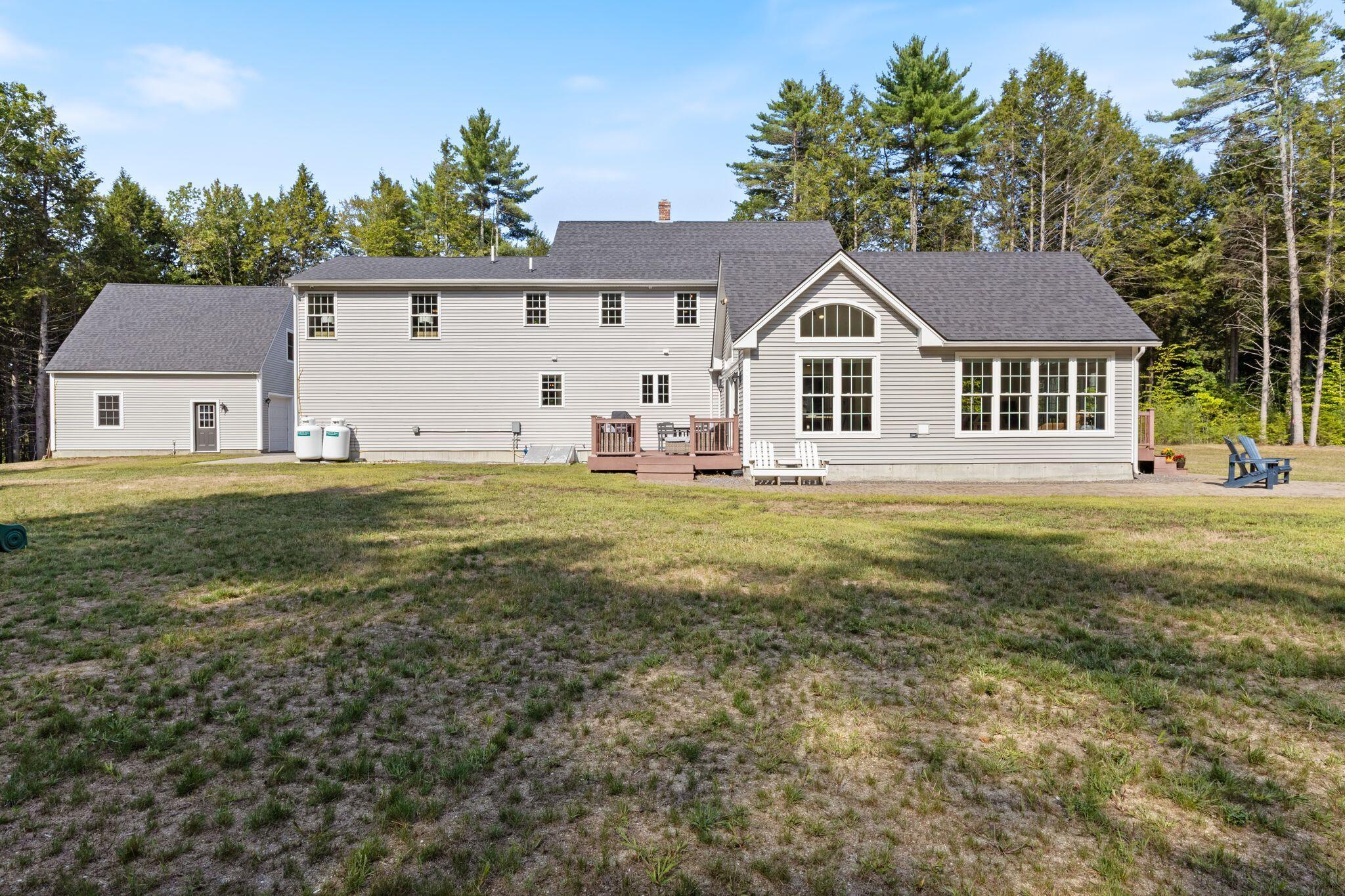 15 Silver Brook Circle