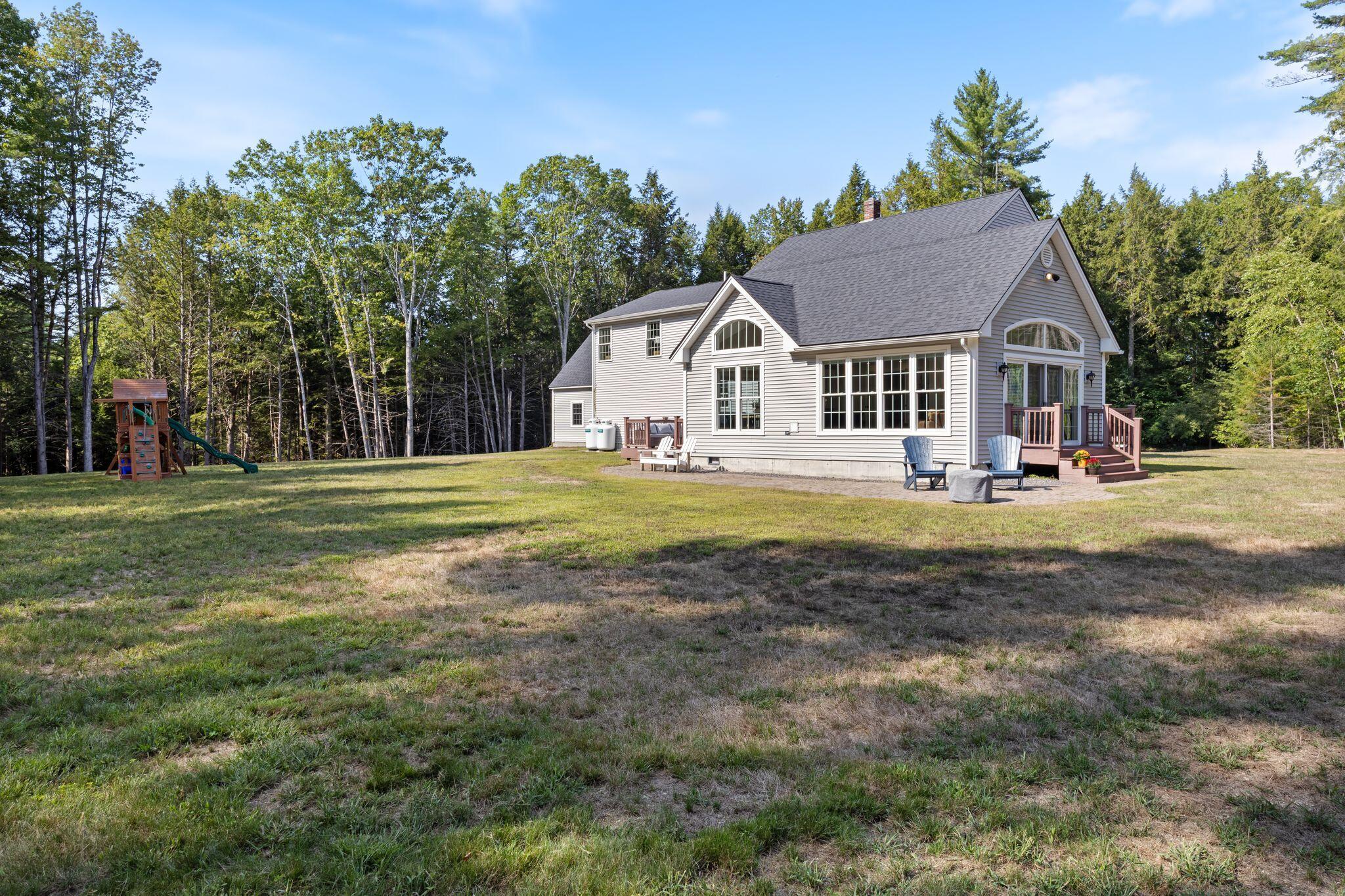 15 Silver Brook Circle