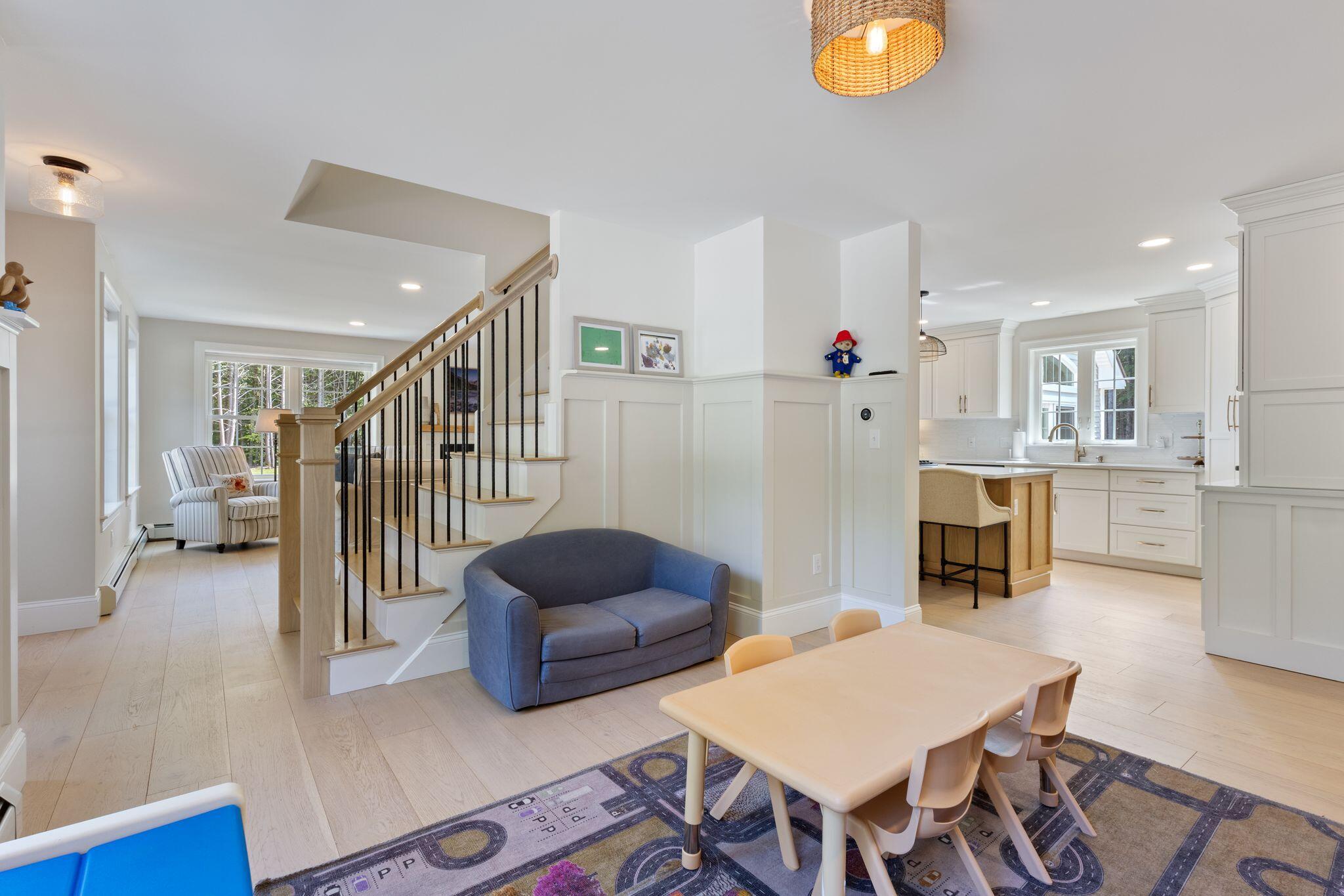 15 Silver Brook Circle
