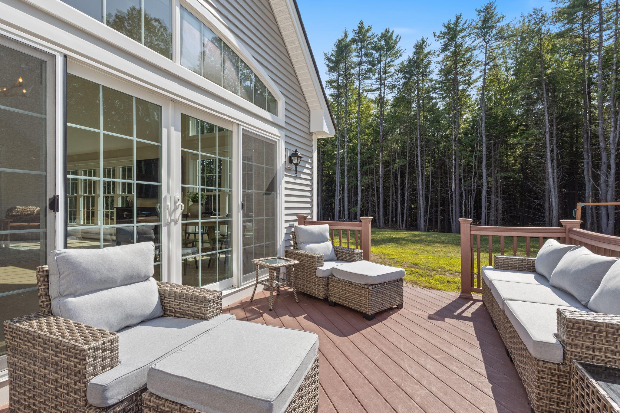 15 Silver Brook Circle