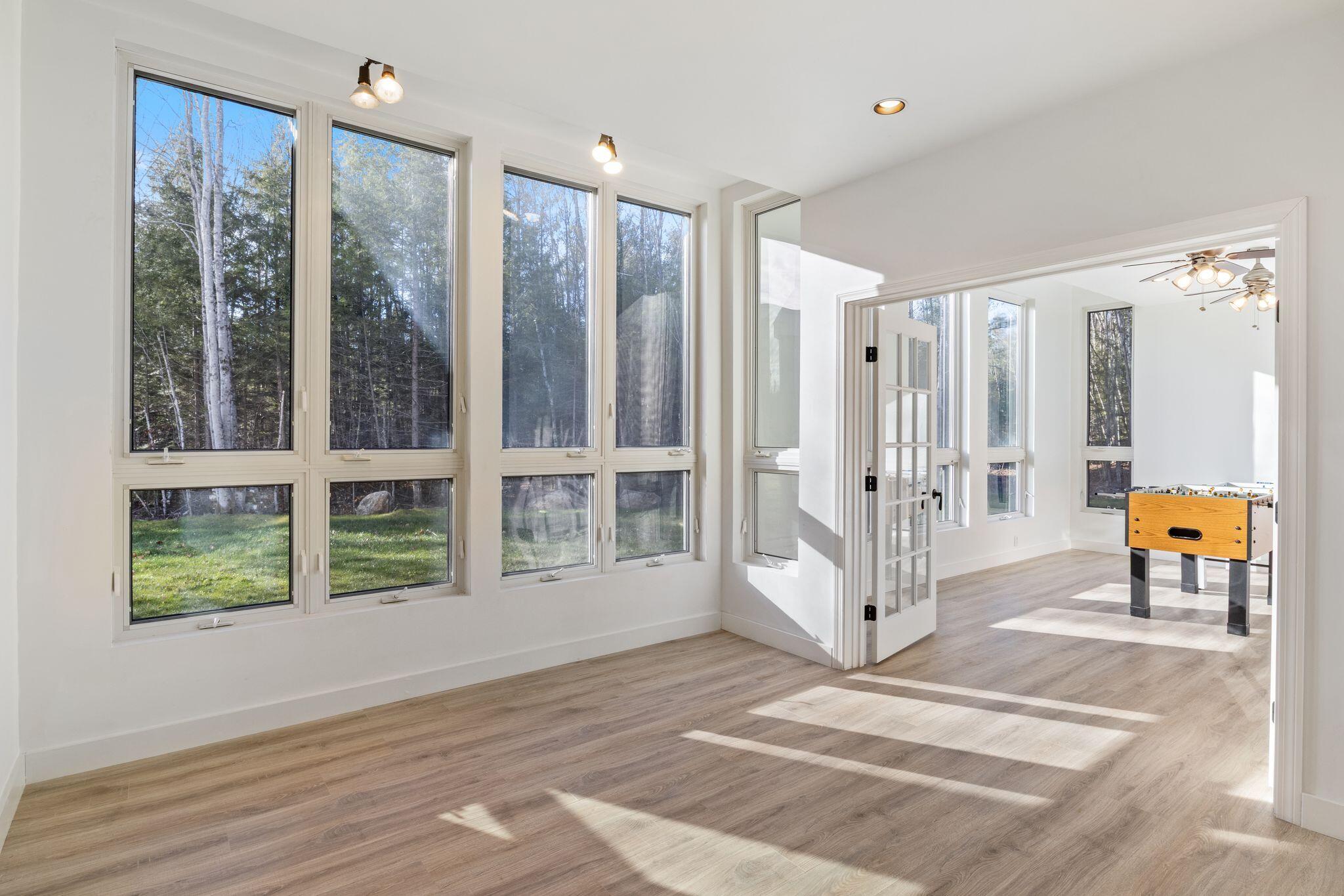38 Blackthorne Lane