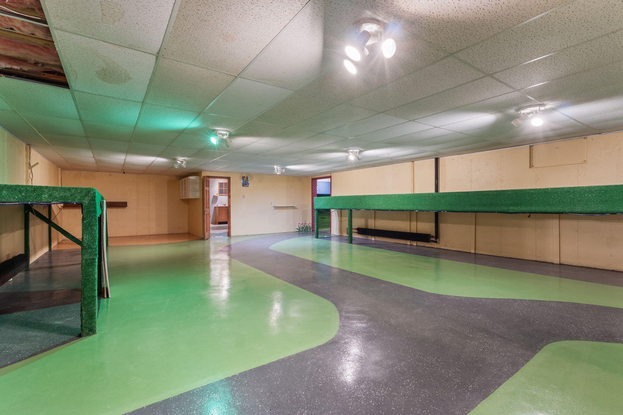 5 Trix Lane