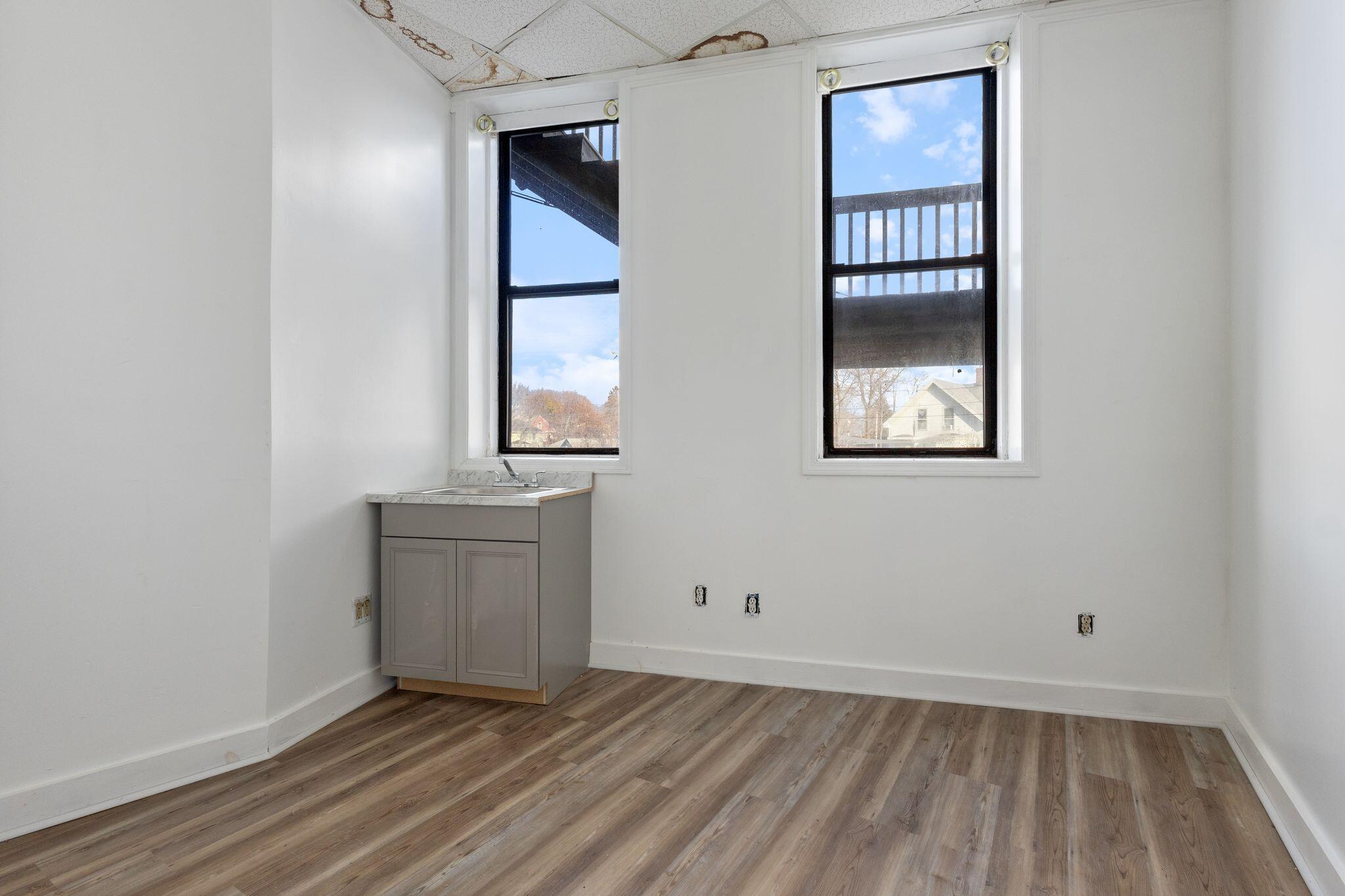 671-675 Forest Avenue