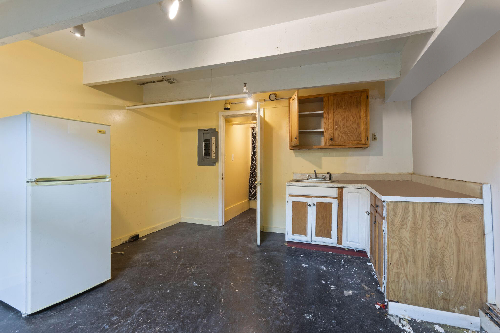 671-675 Forest Avenue