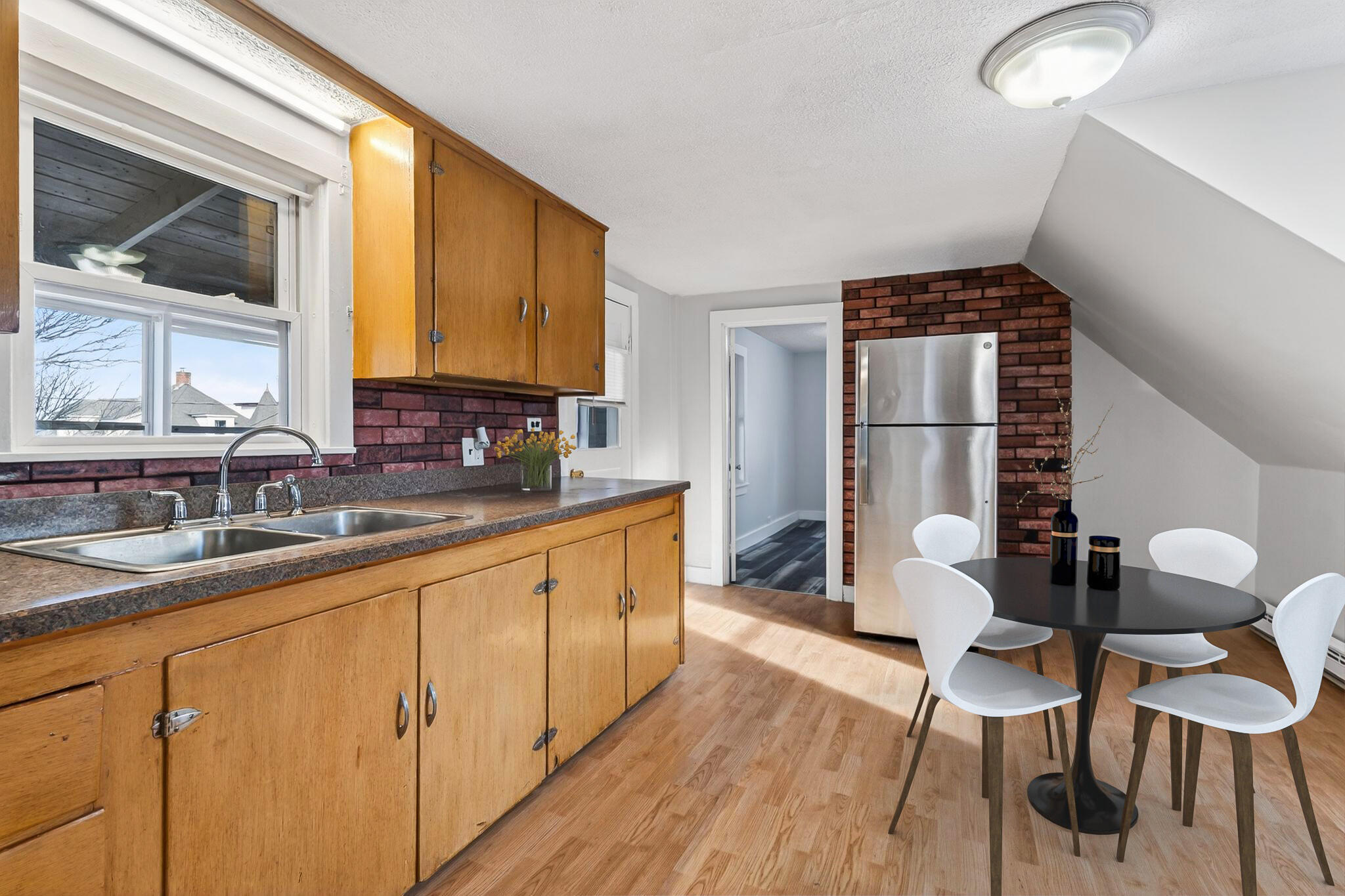 5 Oak Place
