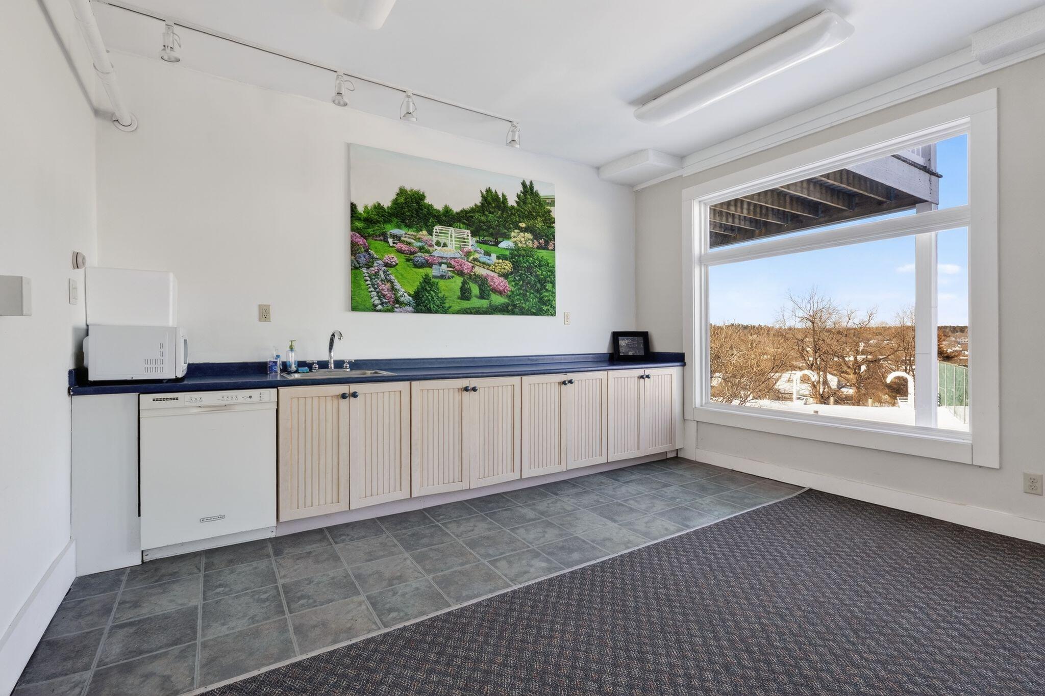 55 Israel Head Road 203