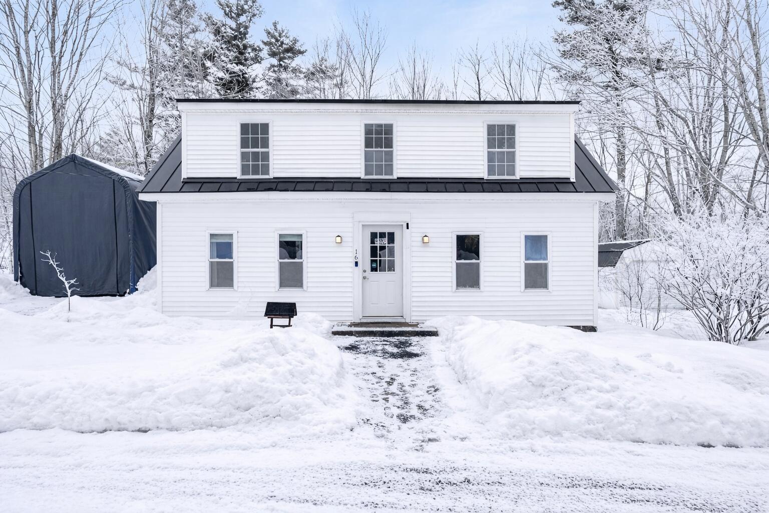 16 Mann Road