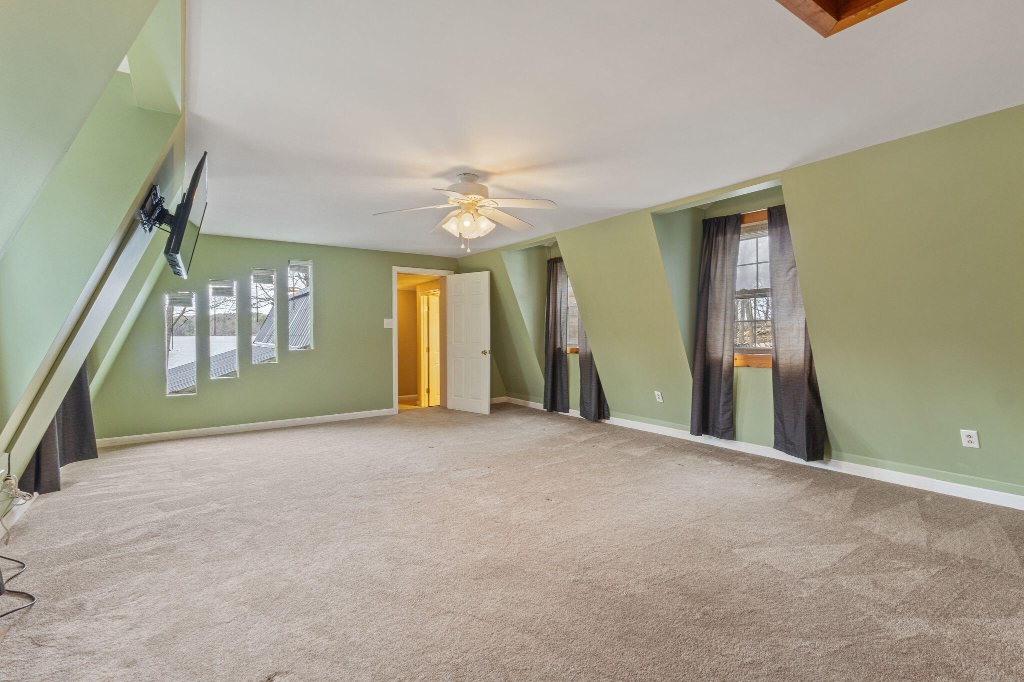 20 Spring Cove Lane