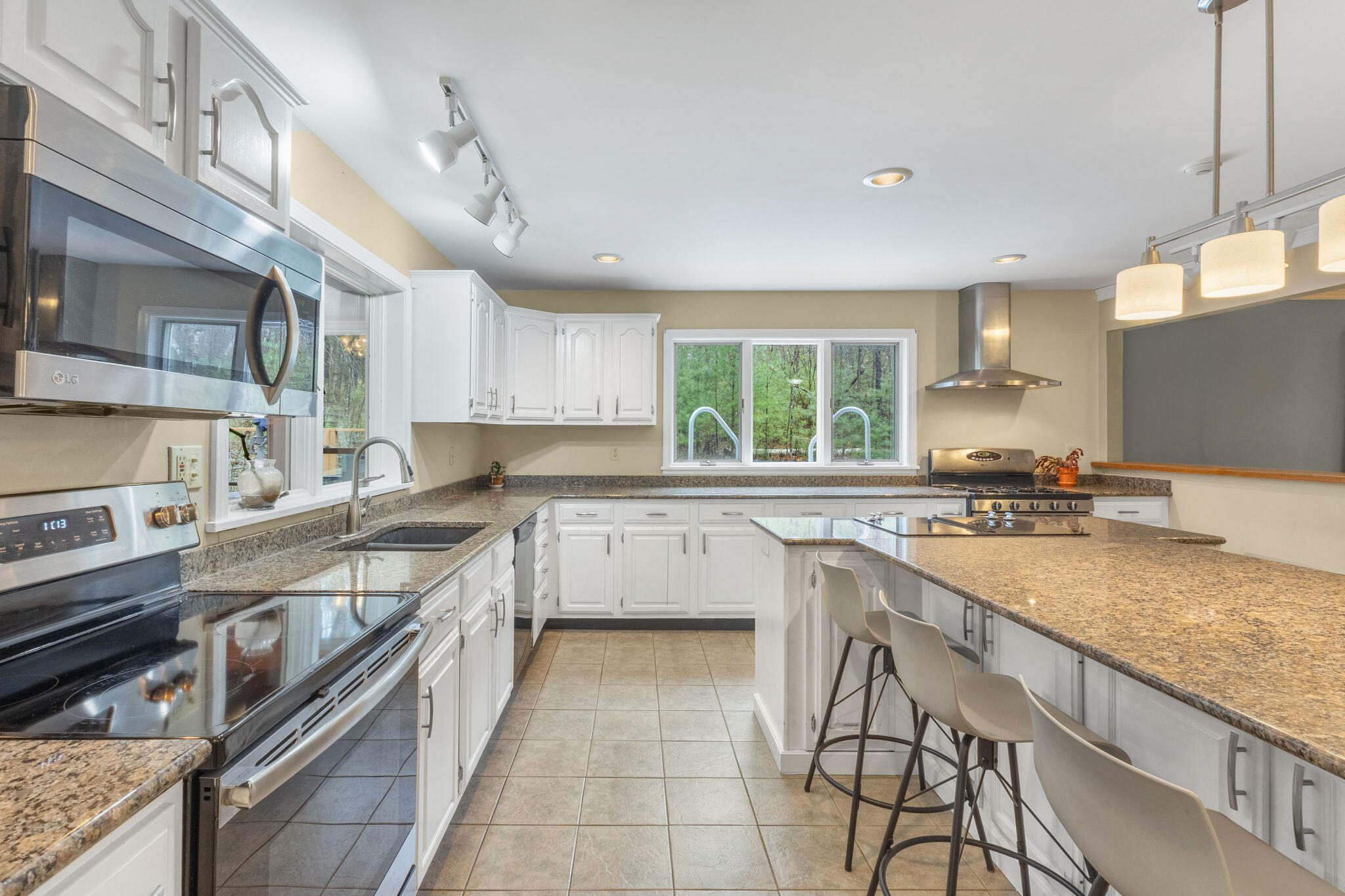 148 Spiller Hill Road