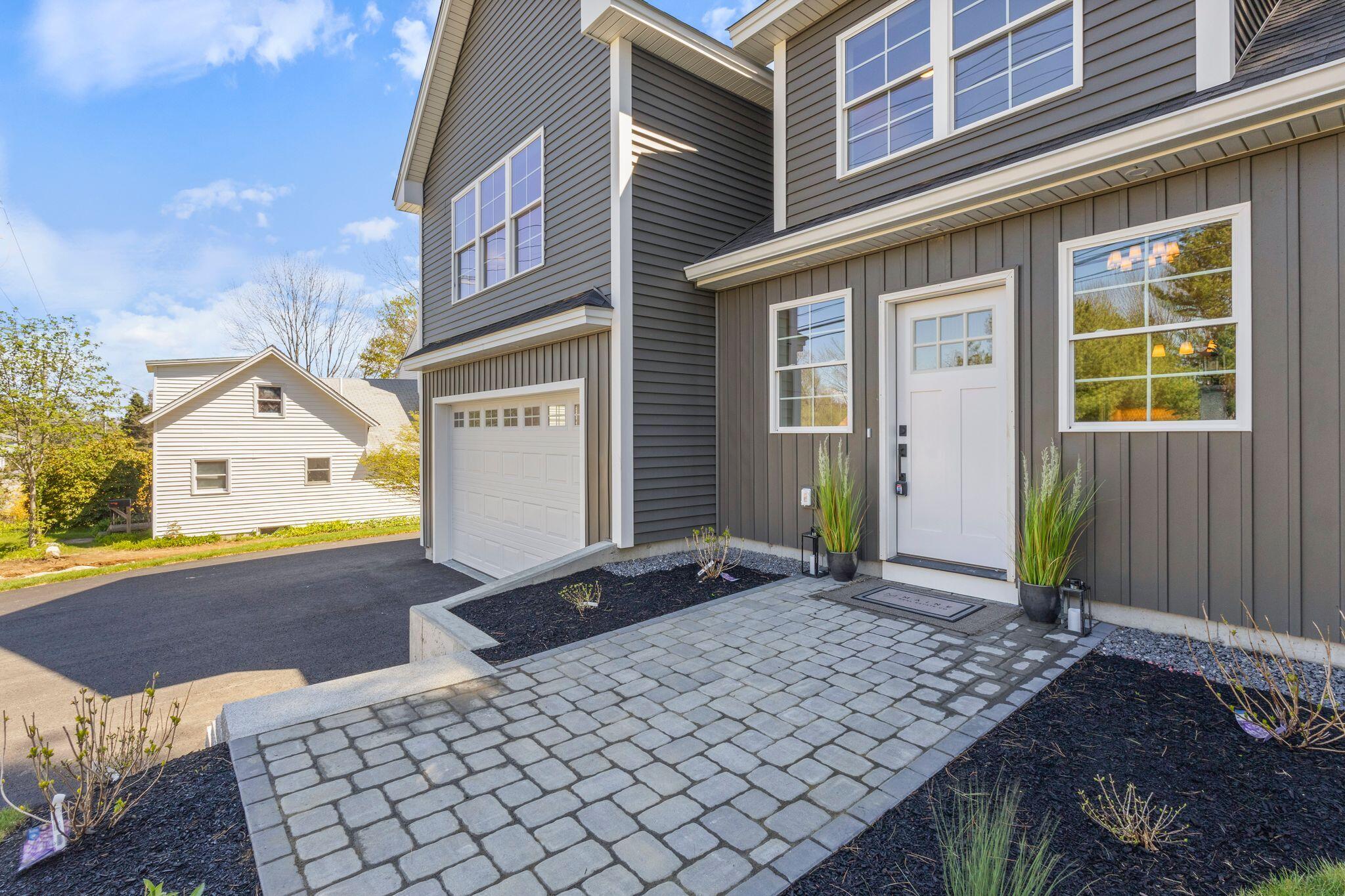 152 Anthoine Street