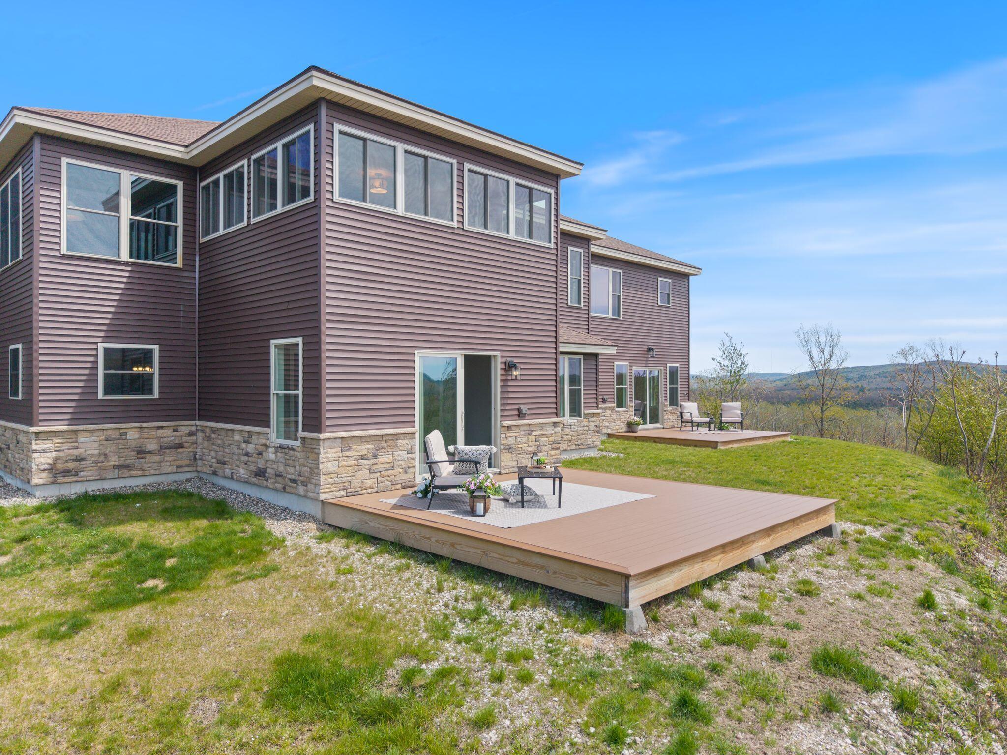 80 Pasture Lane