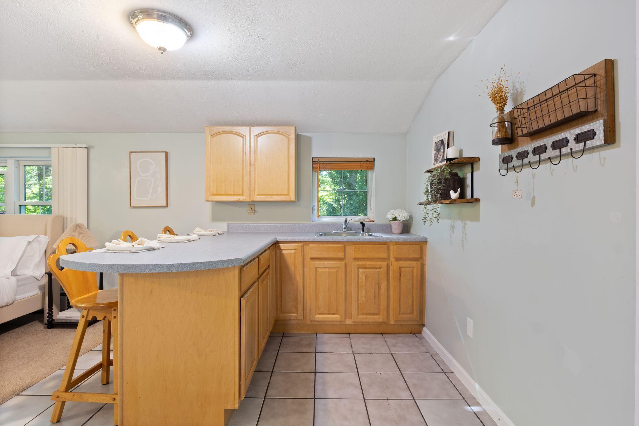 352 Log Cabin Road