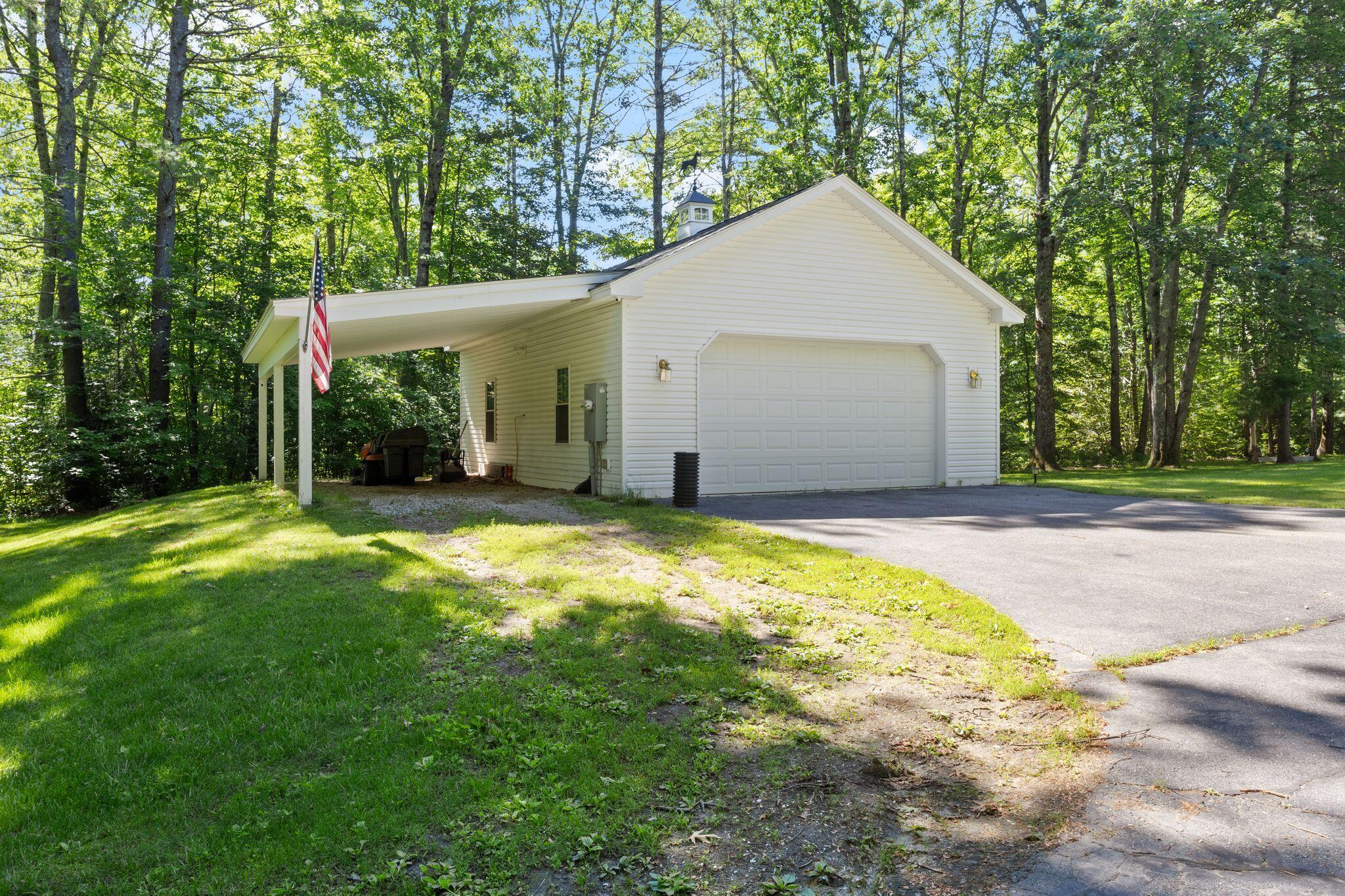 352 Log Cabin Road