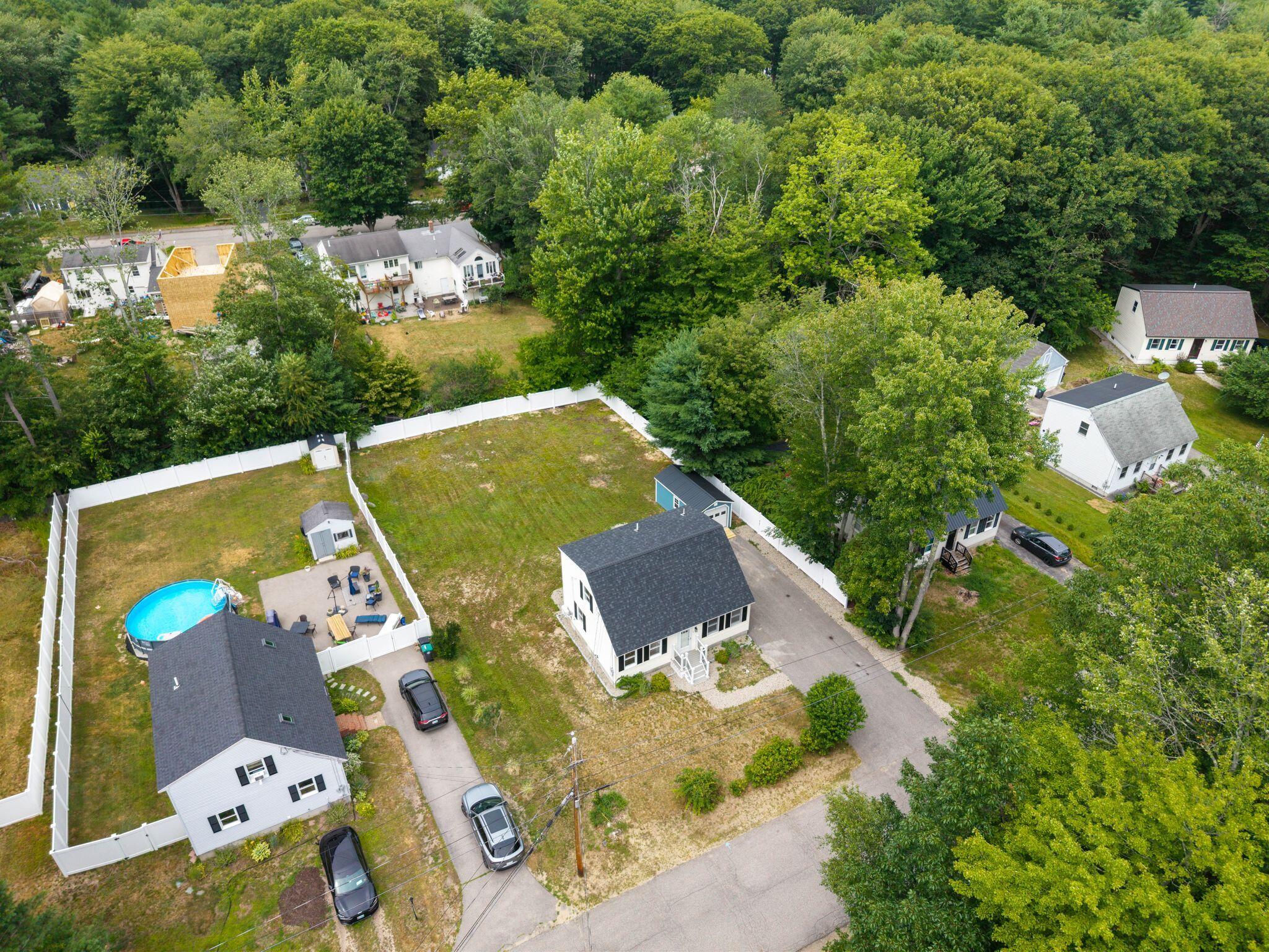 16 Boundary Way
