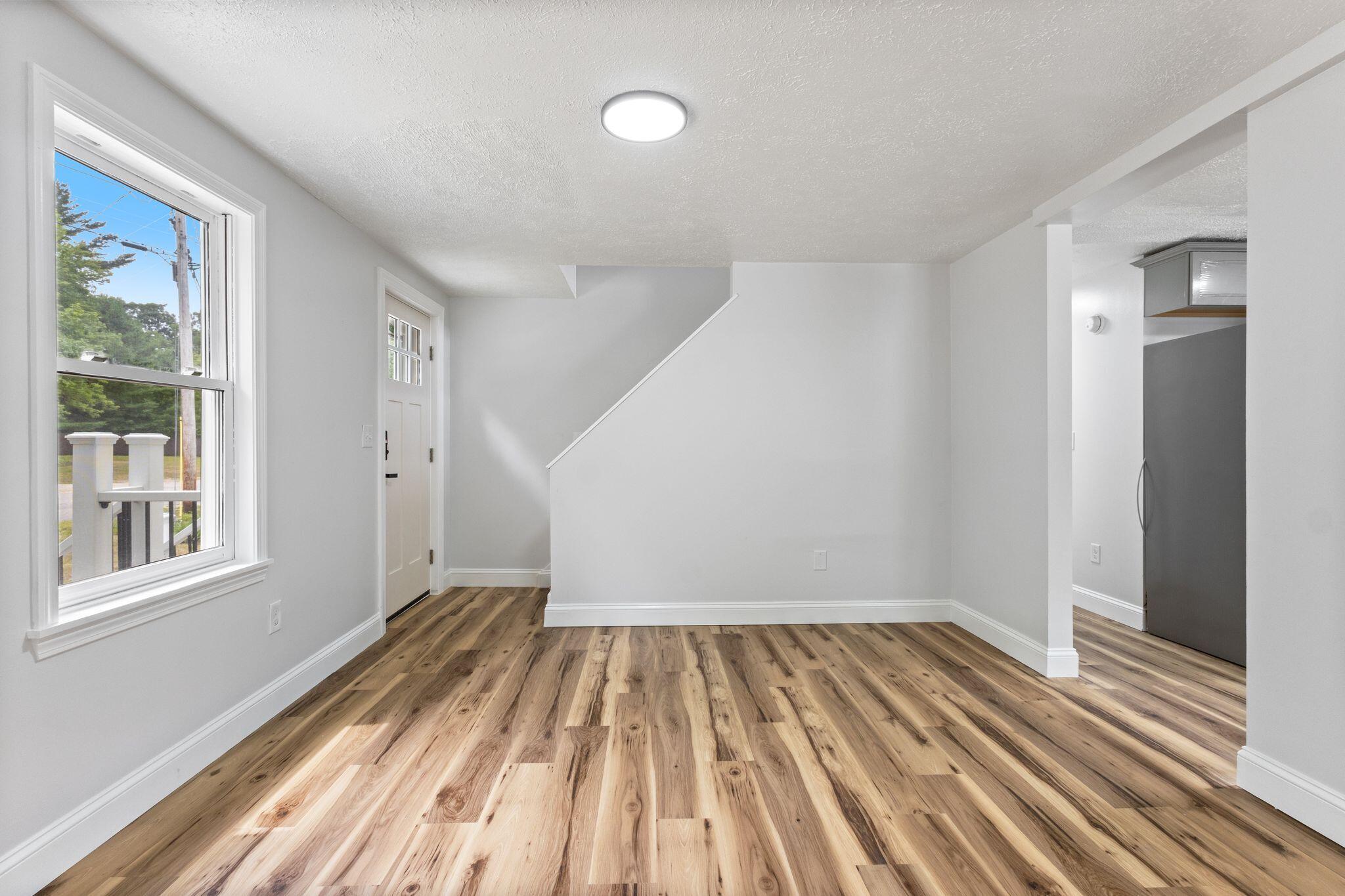 16 Boundary Way