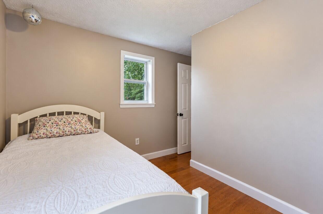 15 Chesley Avenue