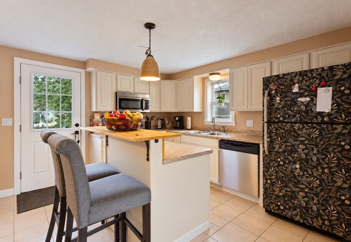 15 Chesley Avenue