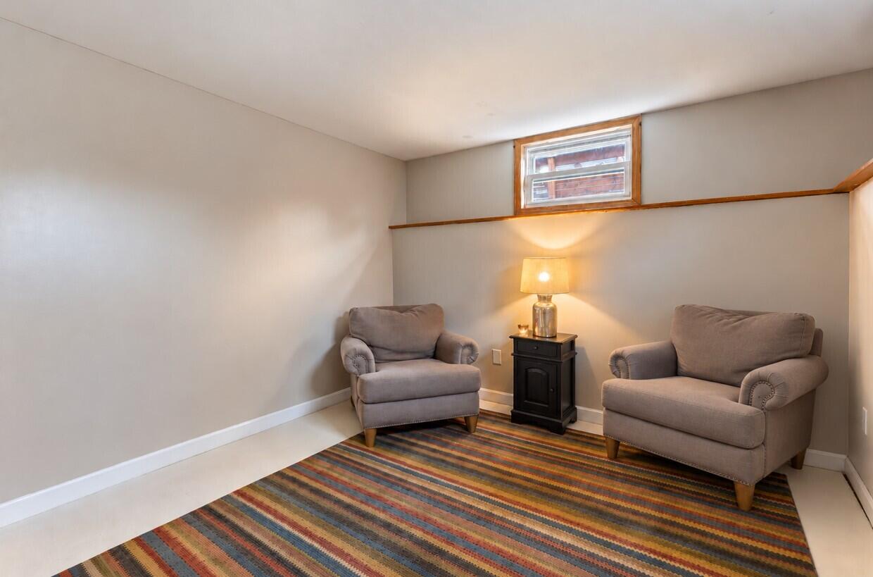 15 Chesley Avenue