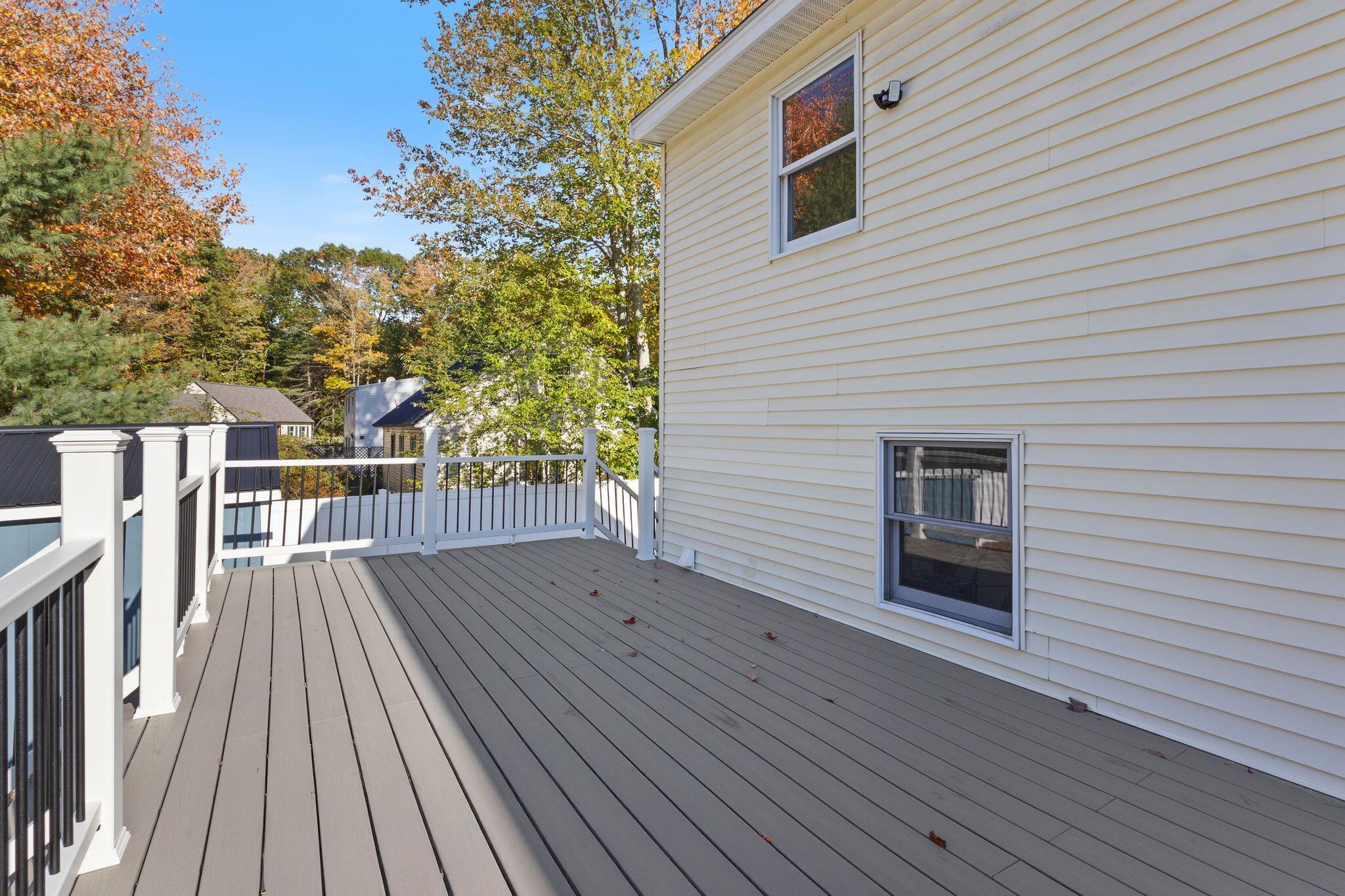 16 Boundary Way