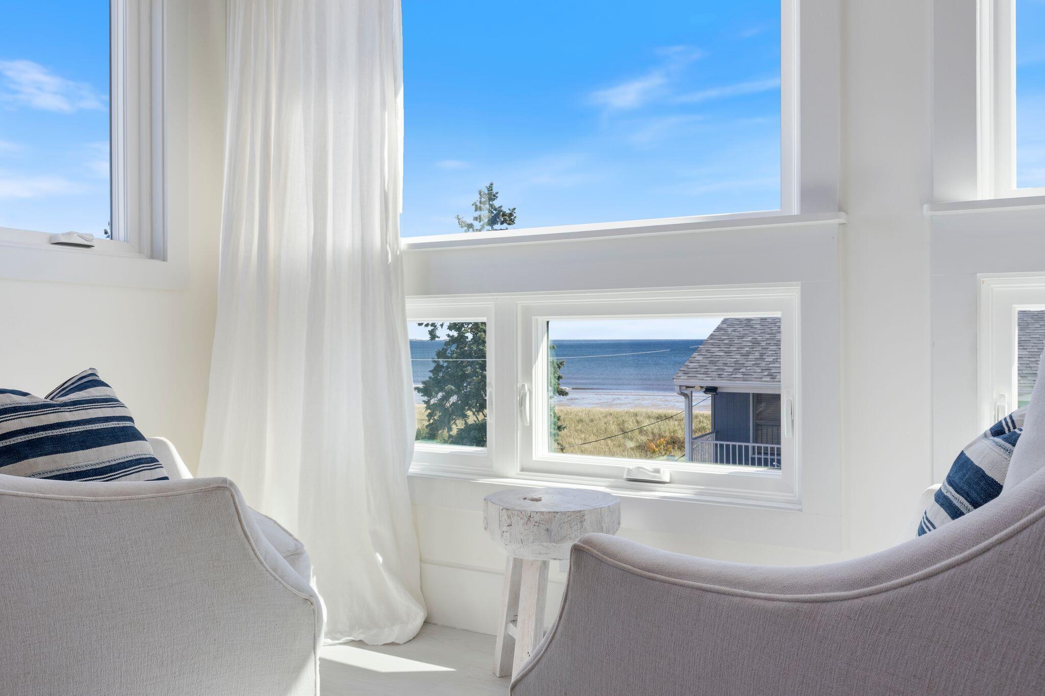 3 Bay Avenue 24